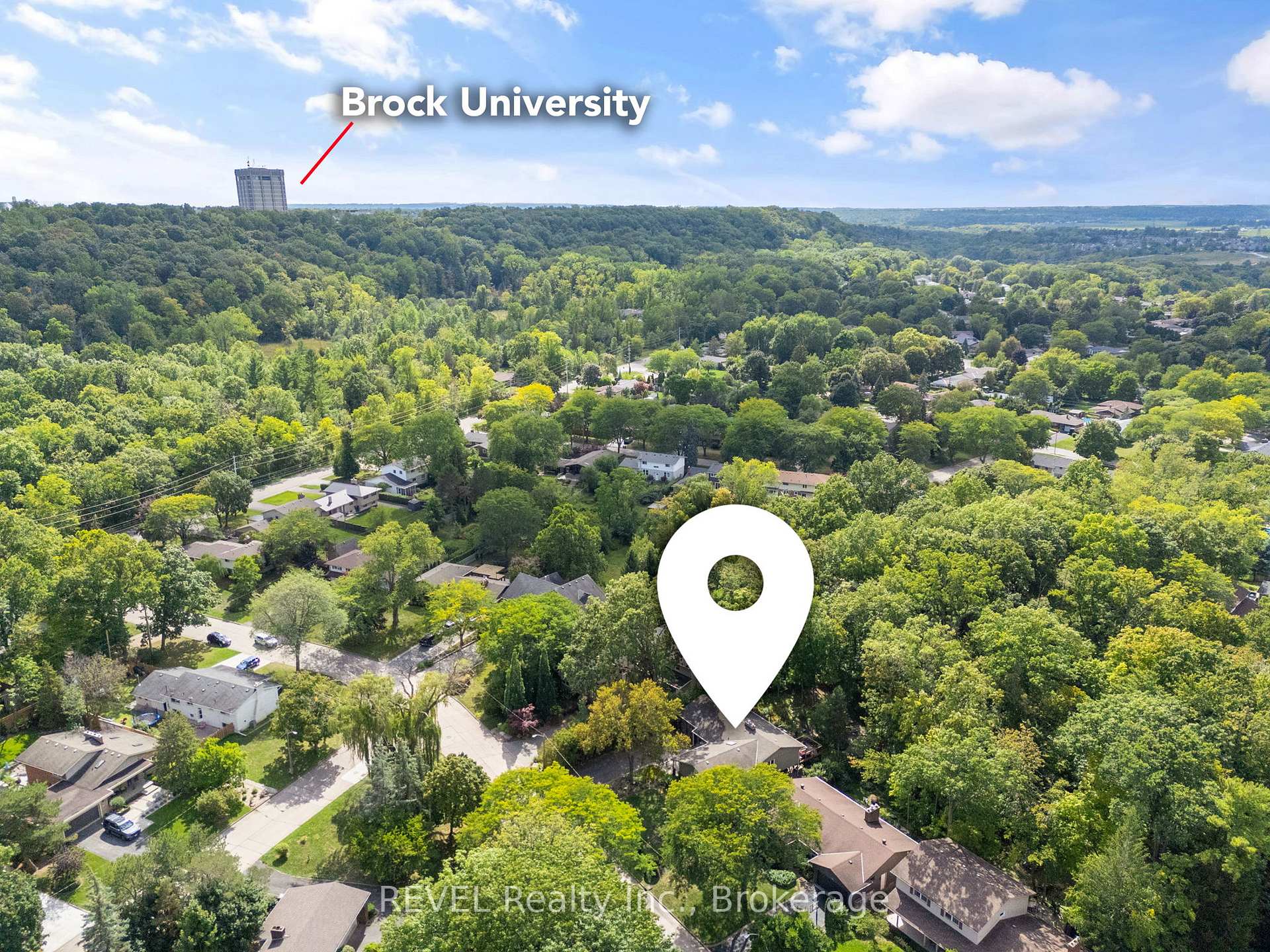 Photo 49 of 10 Woodington Crescent, St. Catharines, Glendale/Glenridge — HOMEH