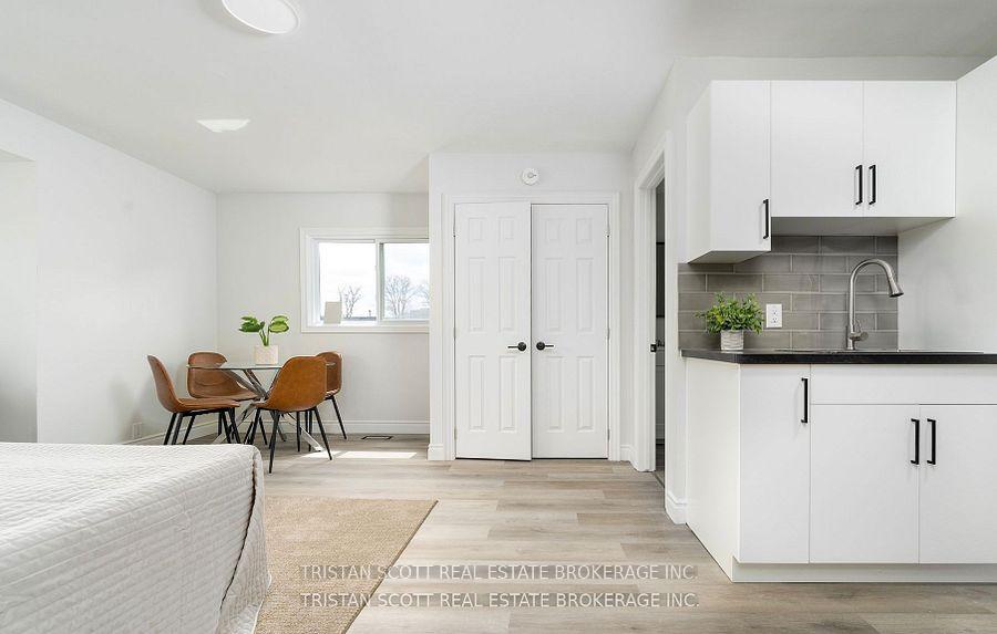 Photo 1 of Unit 2, 231 Pelham Road, St. Catharines, Western Hill — HOMEH