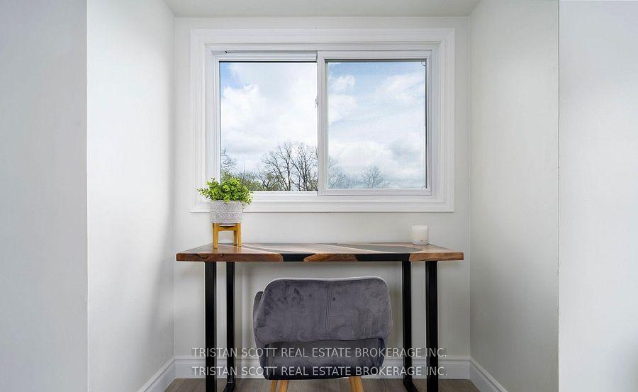 Photo 5 of Unit 2, 231 Pelham Road, St. Catharines, Western Hill — HOMEH