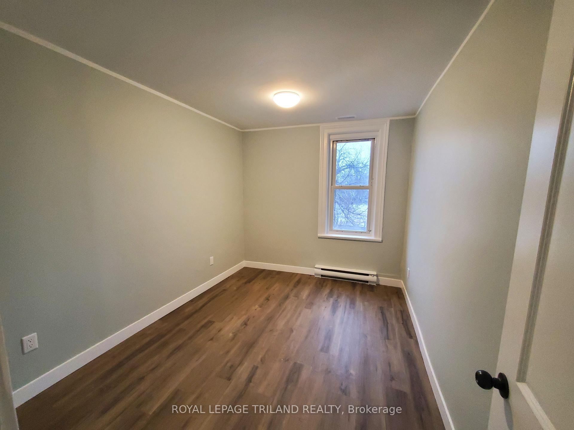Photo 9 of Unit UPPER UNIT, 104 Flora Street, St. Thomas — HOMEH