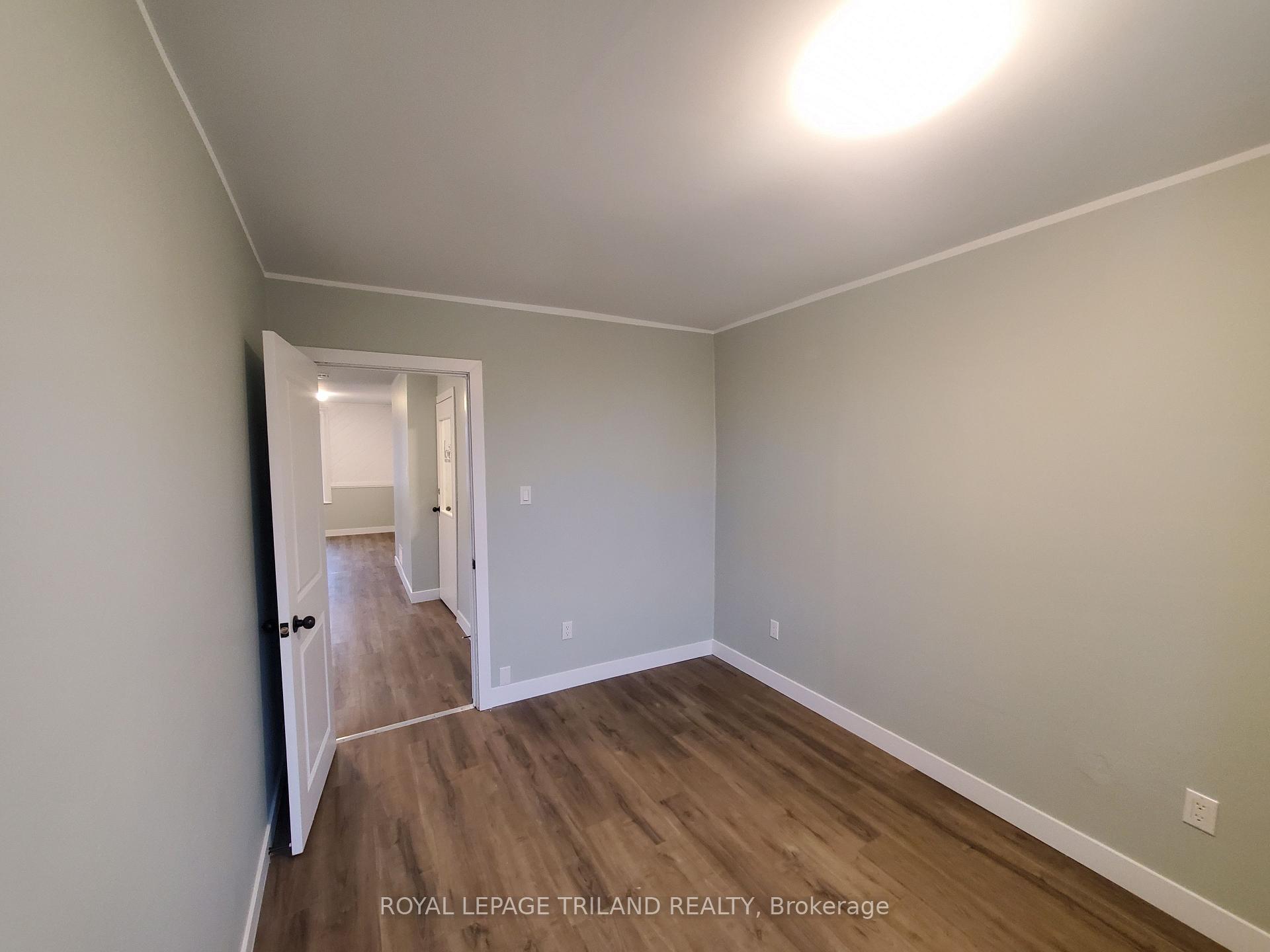 Photo 10 of Unit UPPER UNIT, 104 Flora Street, St. Thomas — HOMEH