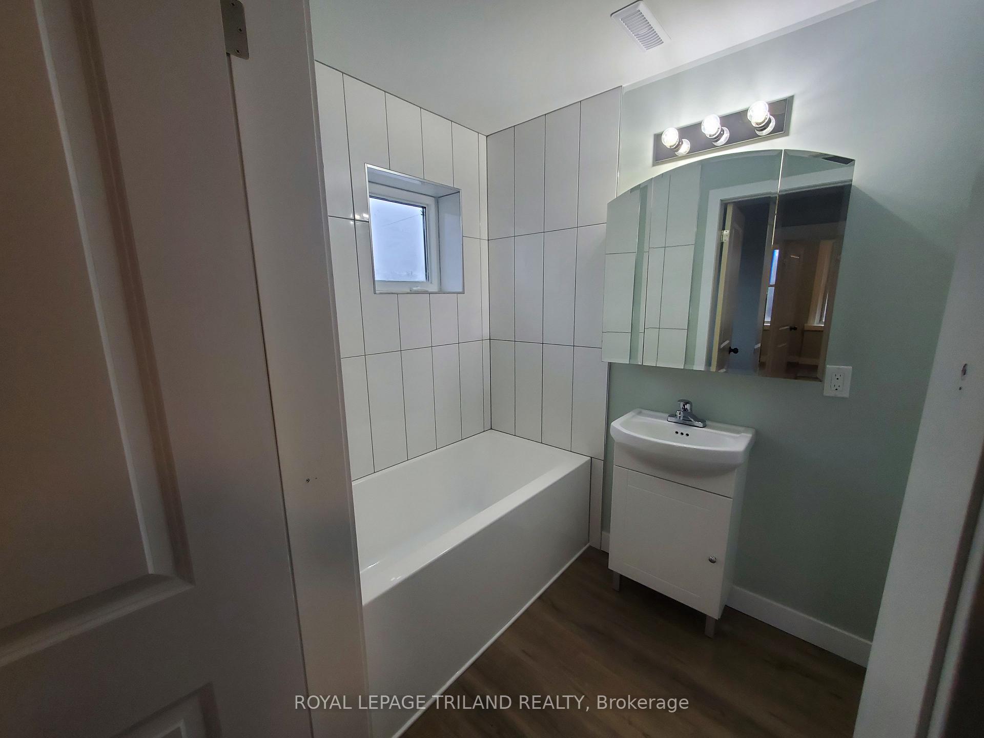 Photo 12 of Unit UPPER UNIT, 104 Flora Street, St. Thomas — HOMEH