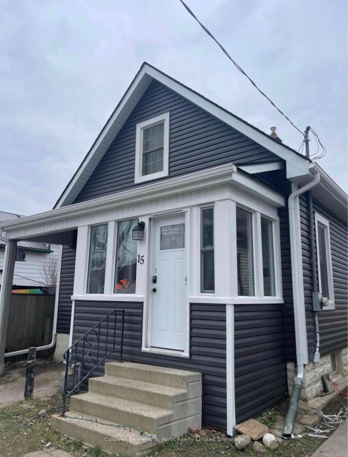 Front of 15 Wawa Street