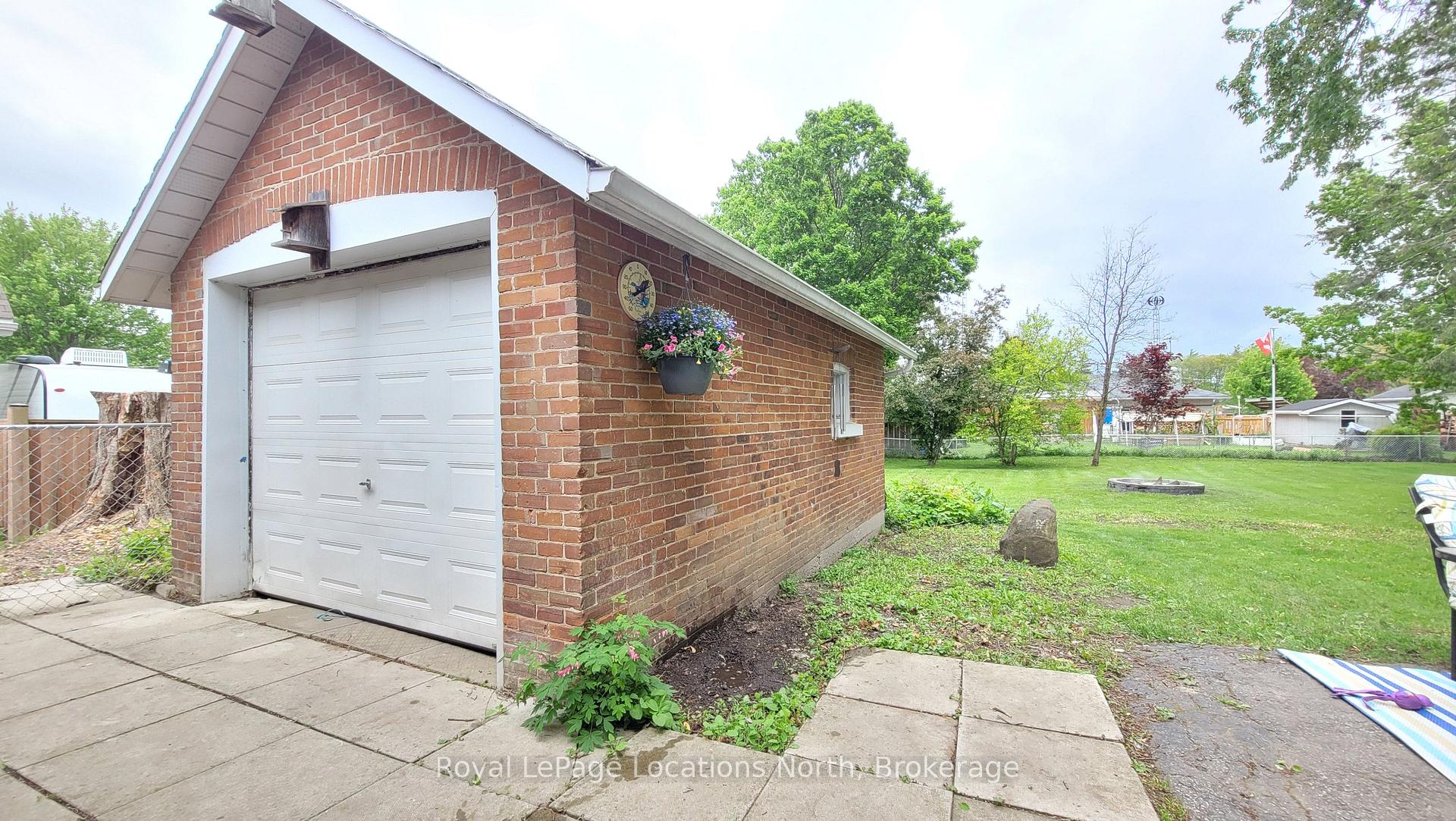Photo 23 of 1661 George Johnston Road, Springwater, Minesing — HOMEH