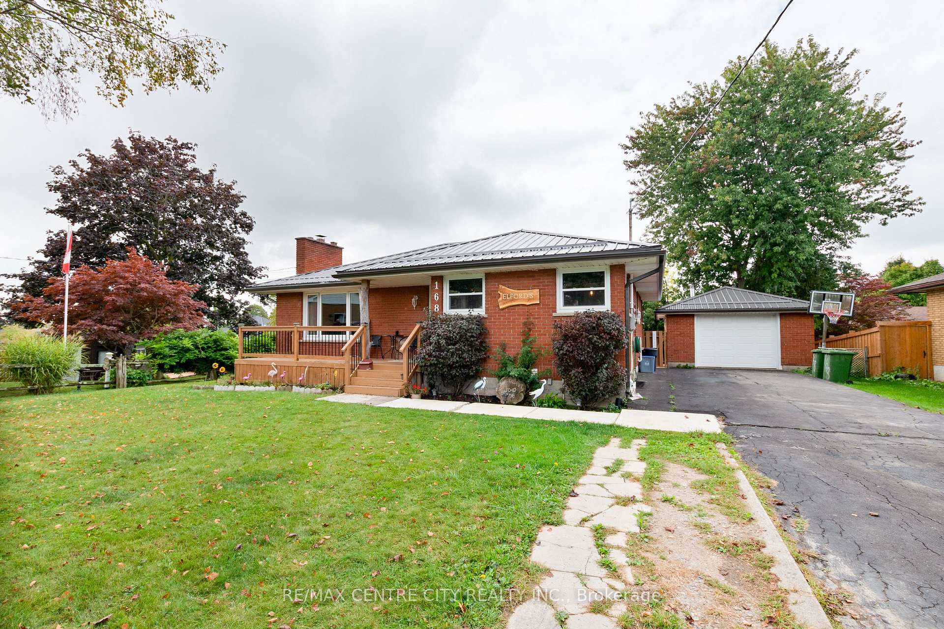 Photo 1 of 168 Fairview Avenue, St. Thomas — HOMEH