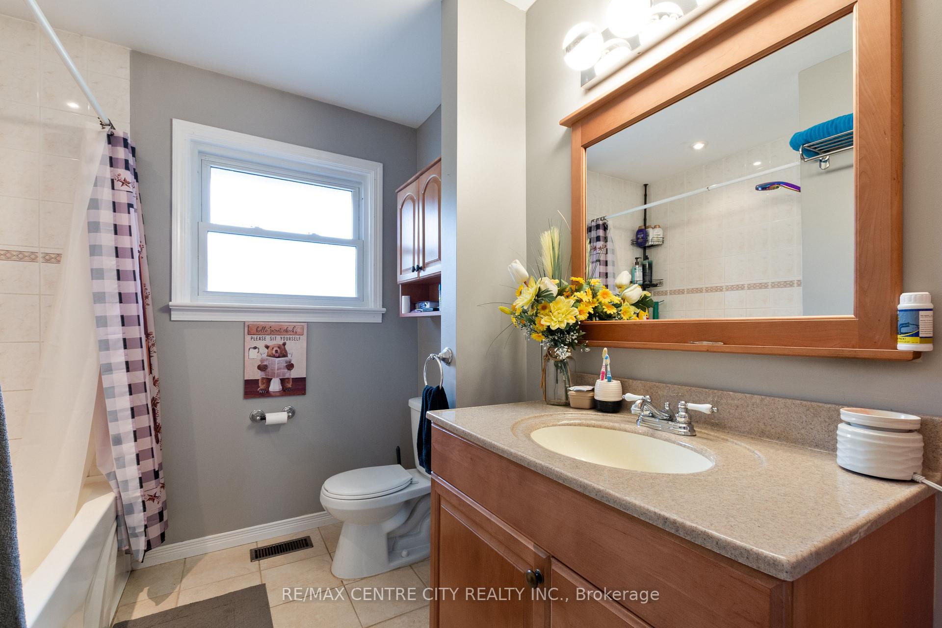 Photo 19 of 168 Fairview Avenue, St. Thomas — HOMEH