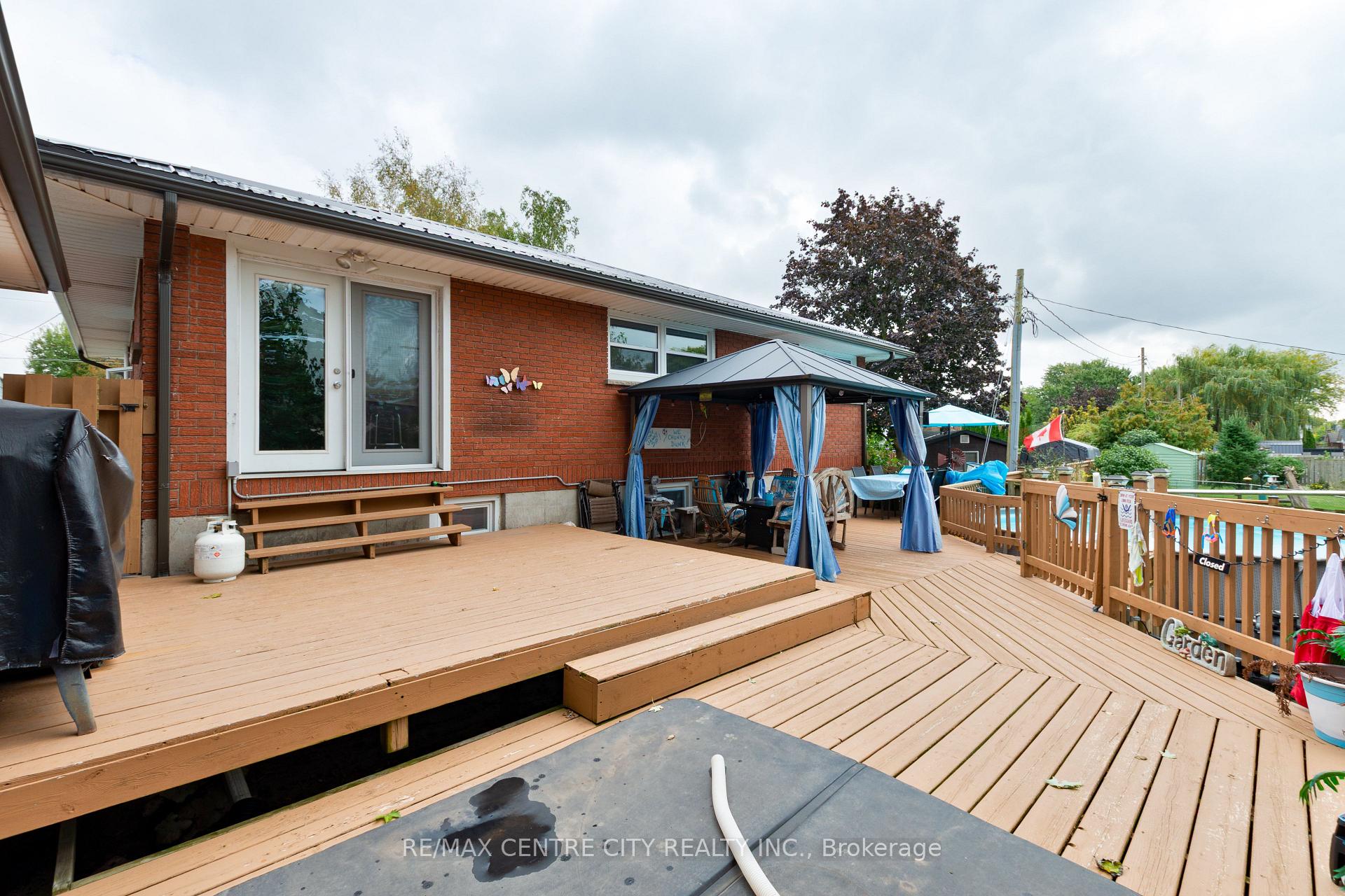 Photo 31 of 168 Fairview Avenue, St. Thomas — HOMEH
