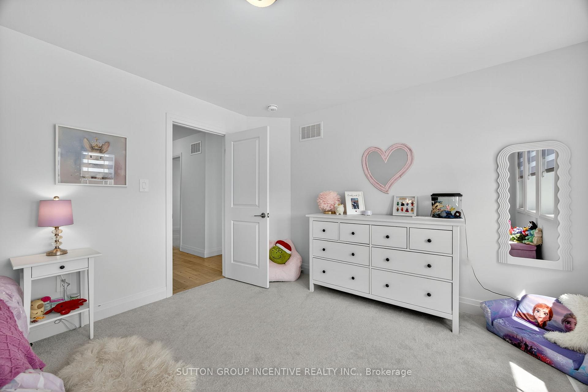 Photo 25 of 76 Ritchie Crescent, Springwater, Elmvale — HOMEH