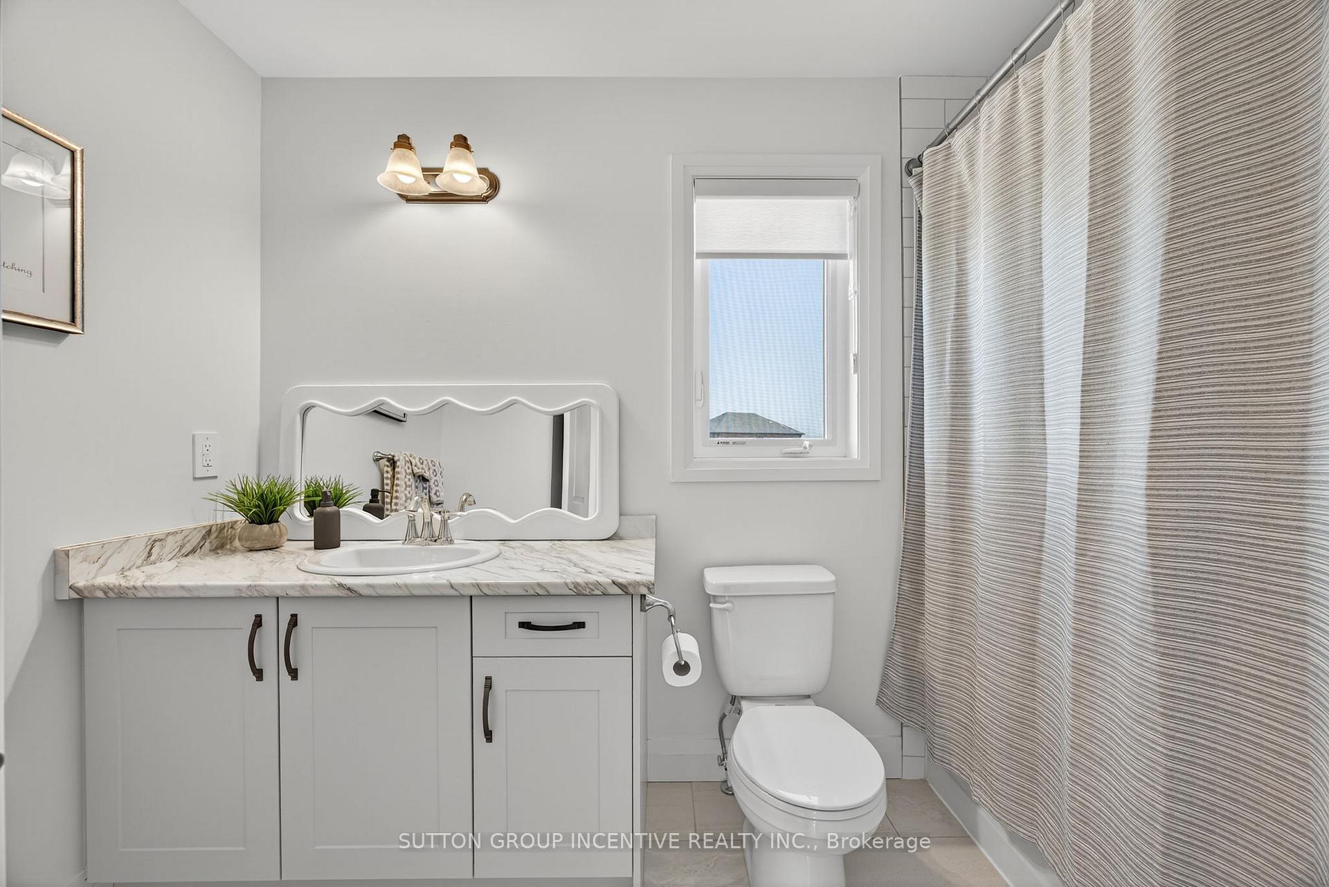 Photo 28 of 76 Ritchie Crescent, Springwater, Elmvale — HOMEH