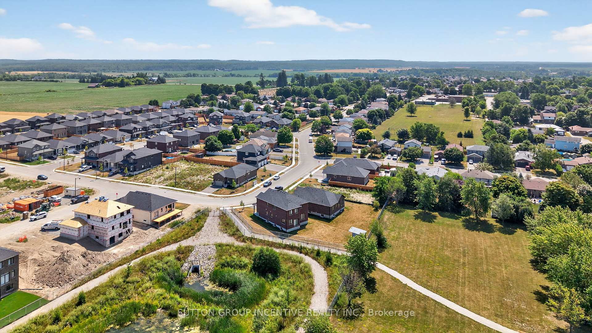 Photo 33 of 76 Ritchie Crescent, Springwater, Elmvale — HOMEH