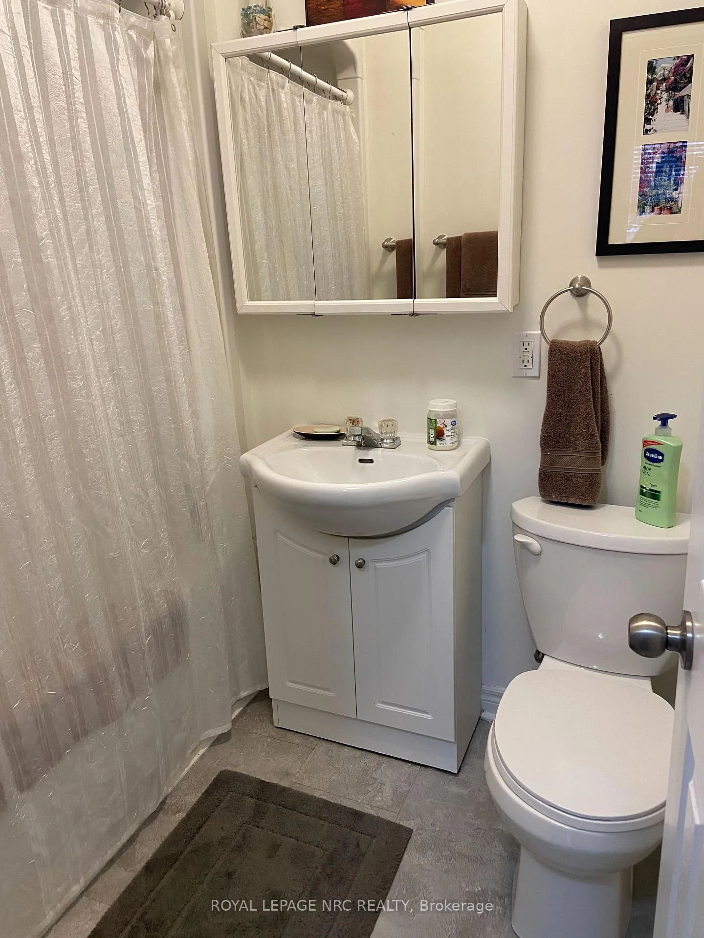 Photo 7 of Unit 2, 244 Ontario Street, St. Catharines, Downtown — HOMEH