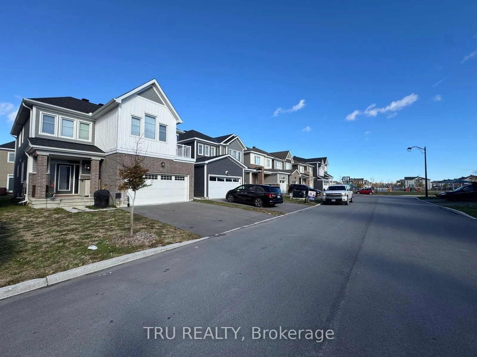 Photo 2 of 655 Terrier Circle, Ottawa, Goulbourn Twp From Franktown Rd/South To Rideau — HOMEH