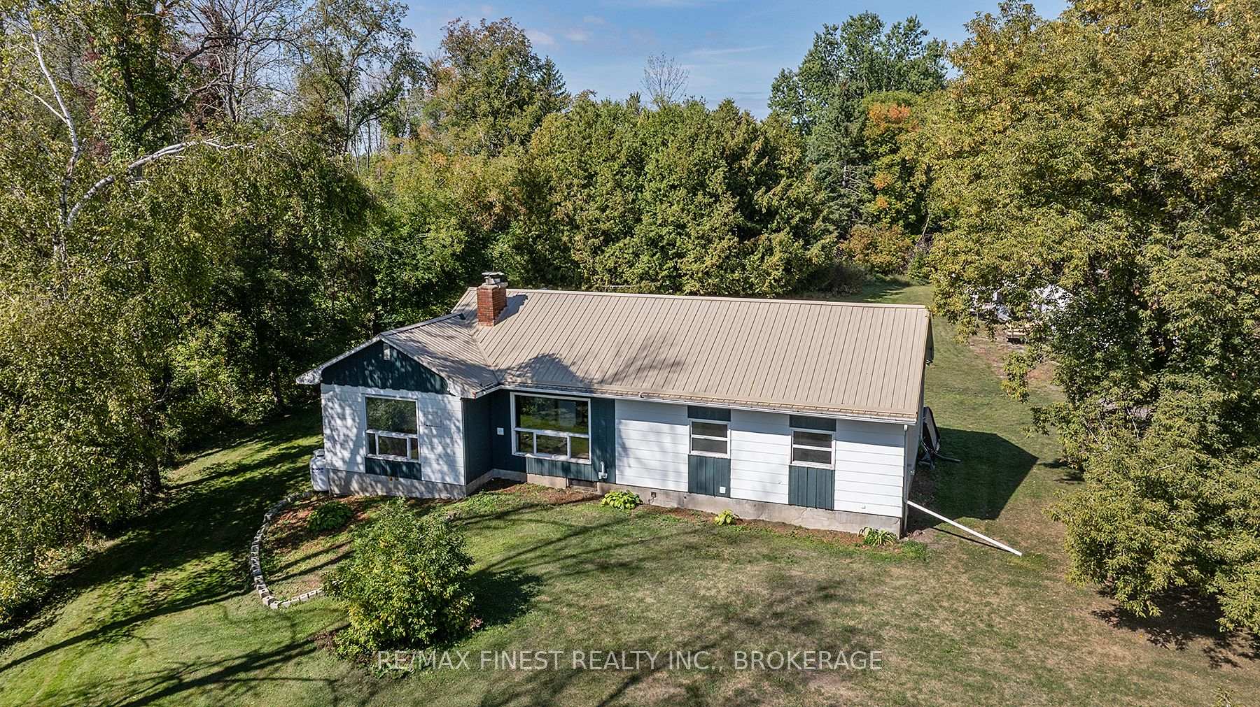 Front of 1523 Lake Road