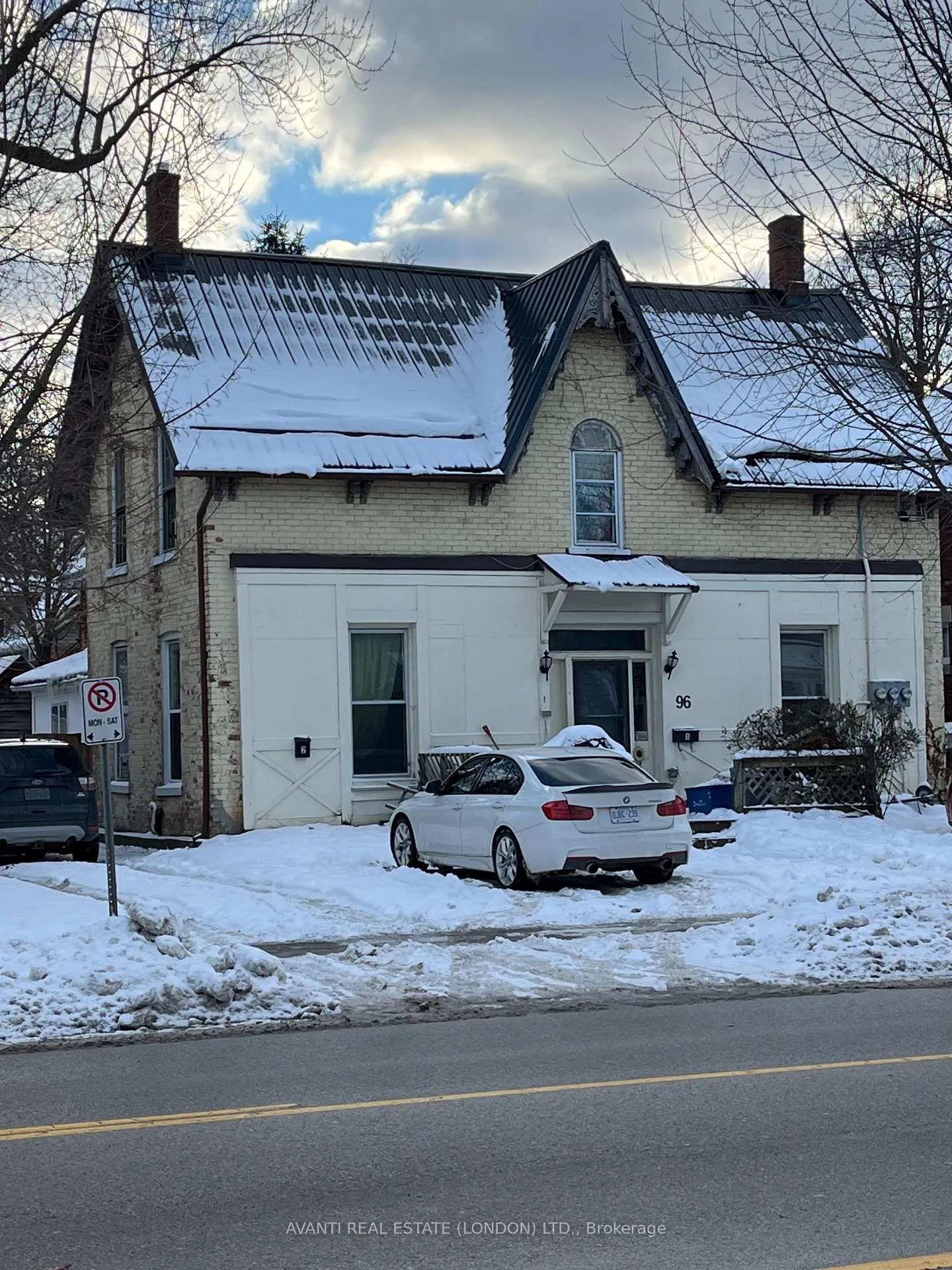 Photo 2 of 96 Wellington Street, St. Thomas — HOMEH