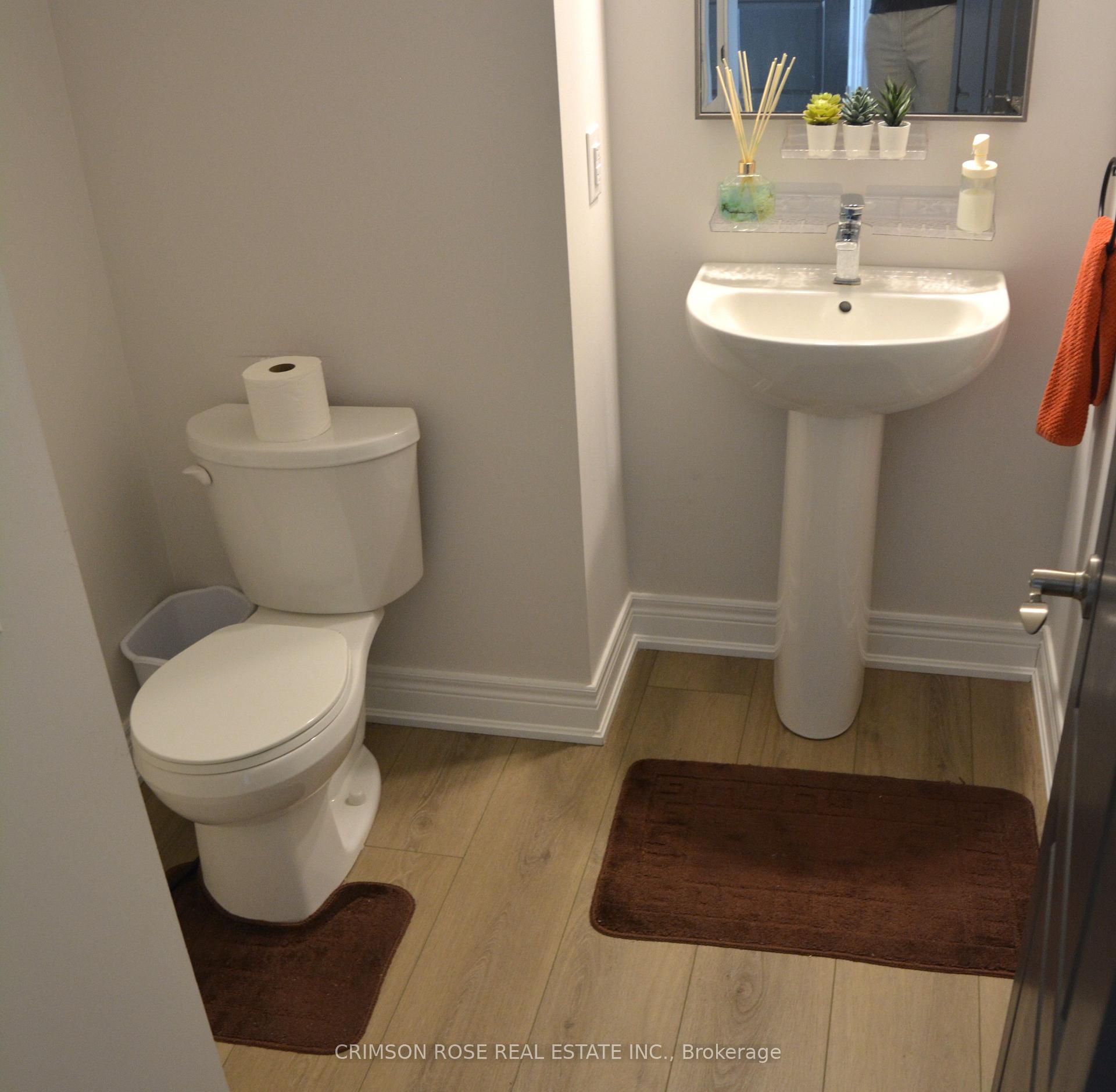 Photo 7 of 7 Marshall Lane, St. Catharines, Glendale/Glenridge — HOMEH