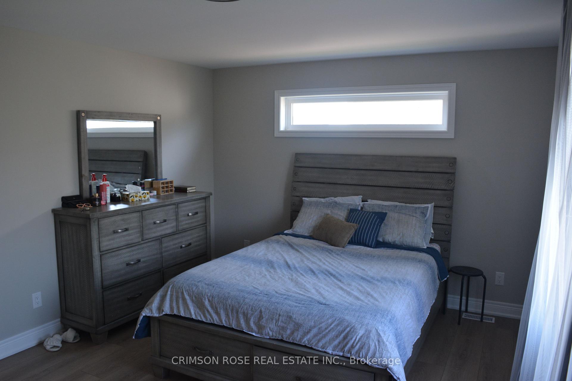 Photo 9 of 7 Marshall Lane, St. Catharines, Glendale/Glenridge — HOMEH