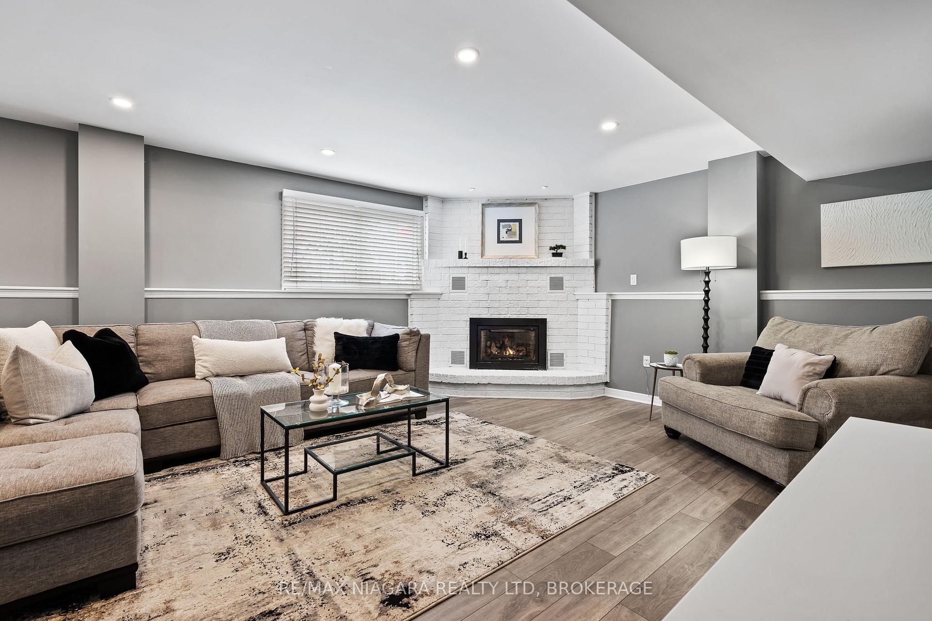 Photo 19 of 22 Michelle Drive, St. Catharines, Grapeview — HOMEH
