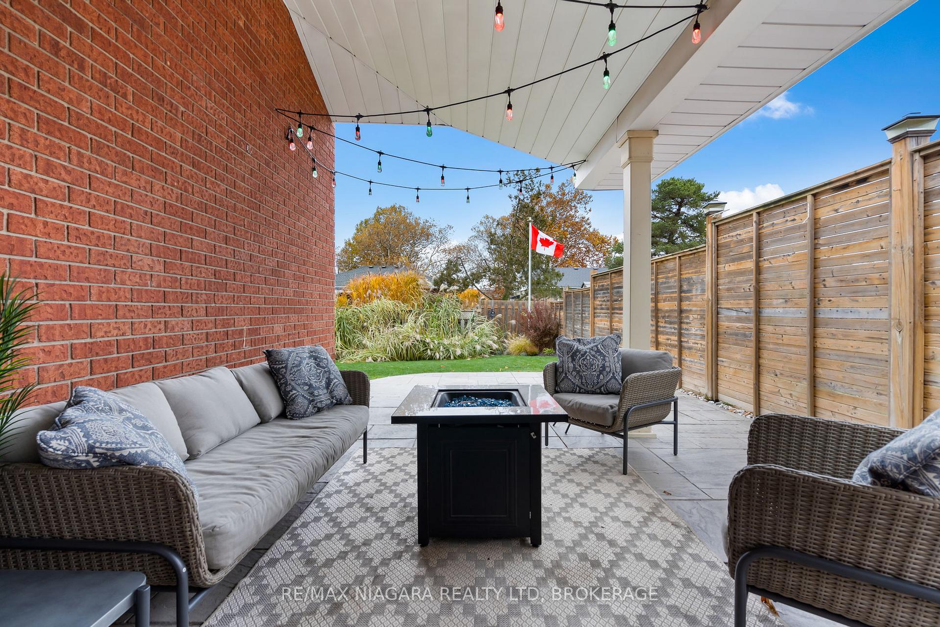 Photo 28 of 22 Michelle Drive, St. Catharines, Grapeview — HOMEH