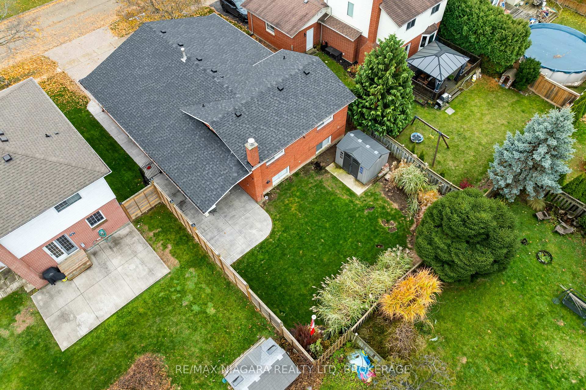 Photo 34 of 22 Michelle Drive, St. Catharines, Grapeview — HOMEH