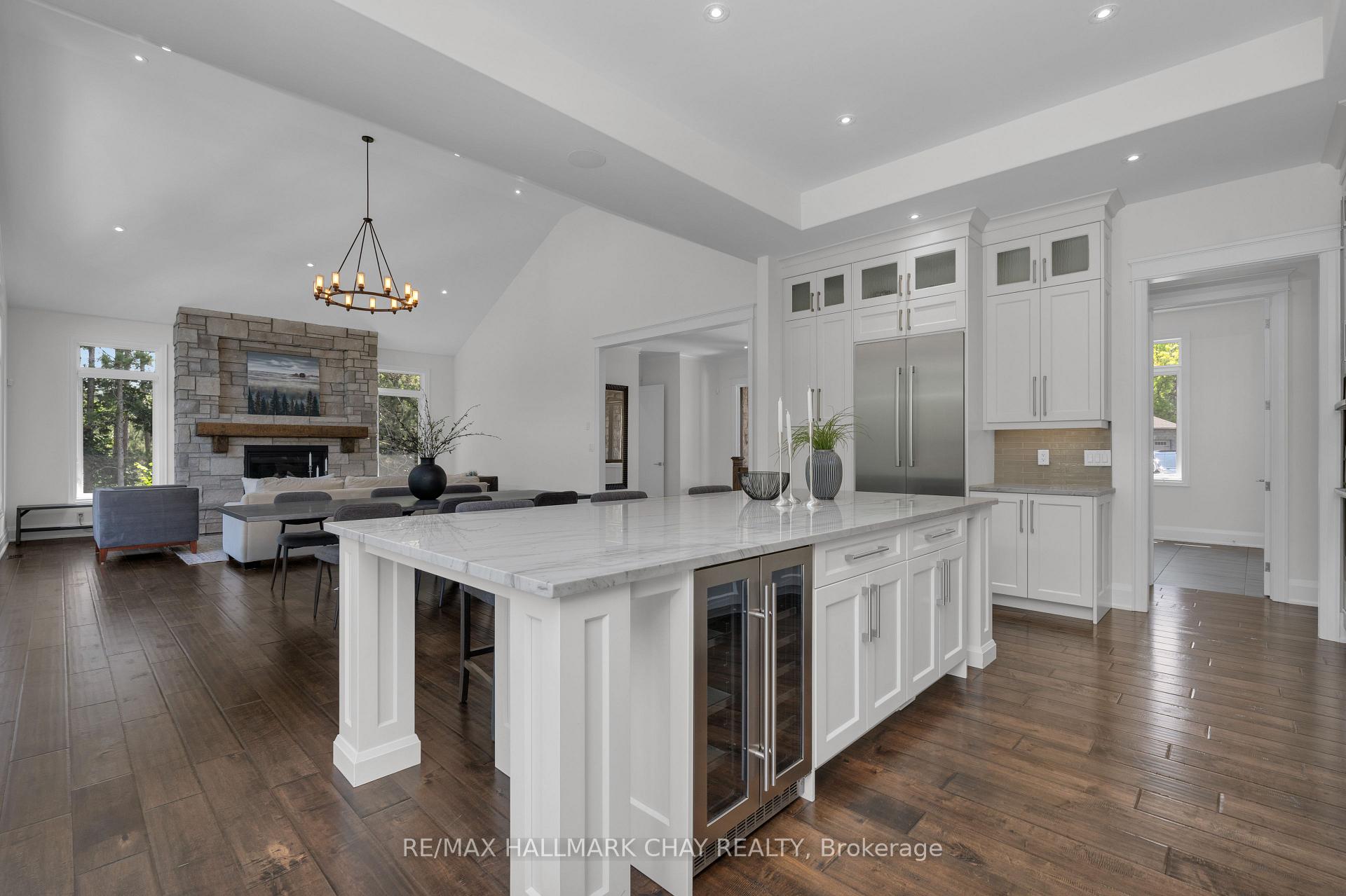 Photo 9 of 105 Mennill Drive, Springwater, Snow Valley — HOMEH