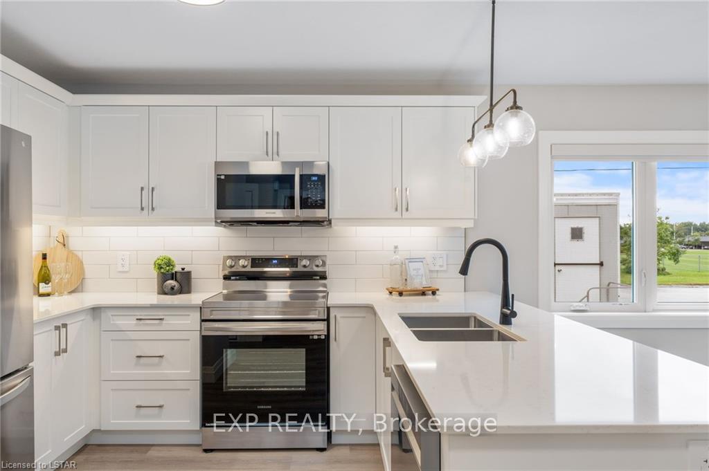 Photo 11 of Unit 14, 214 St Clair Boulevard, St. Clair — HOMEH