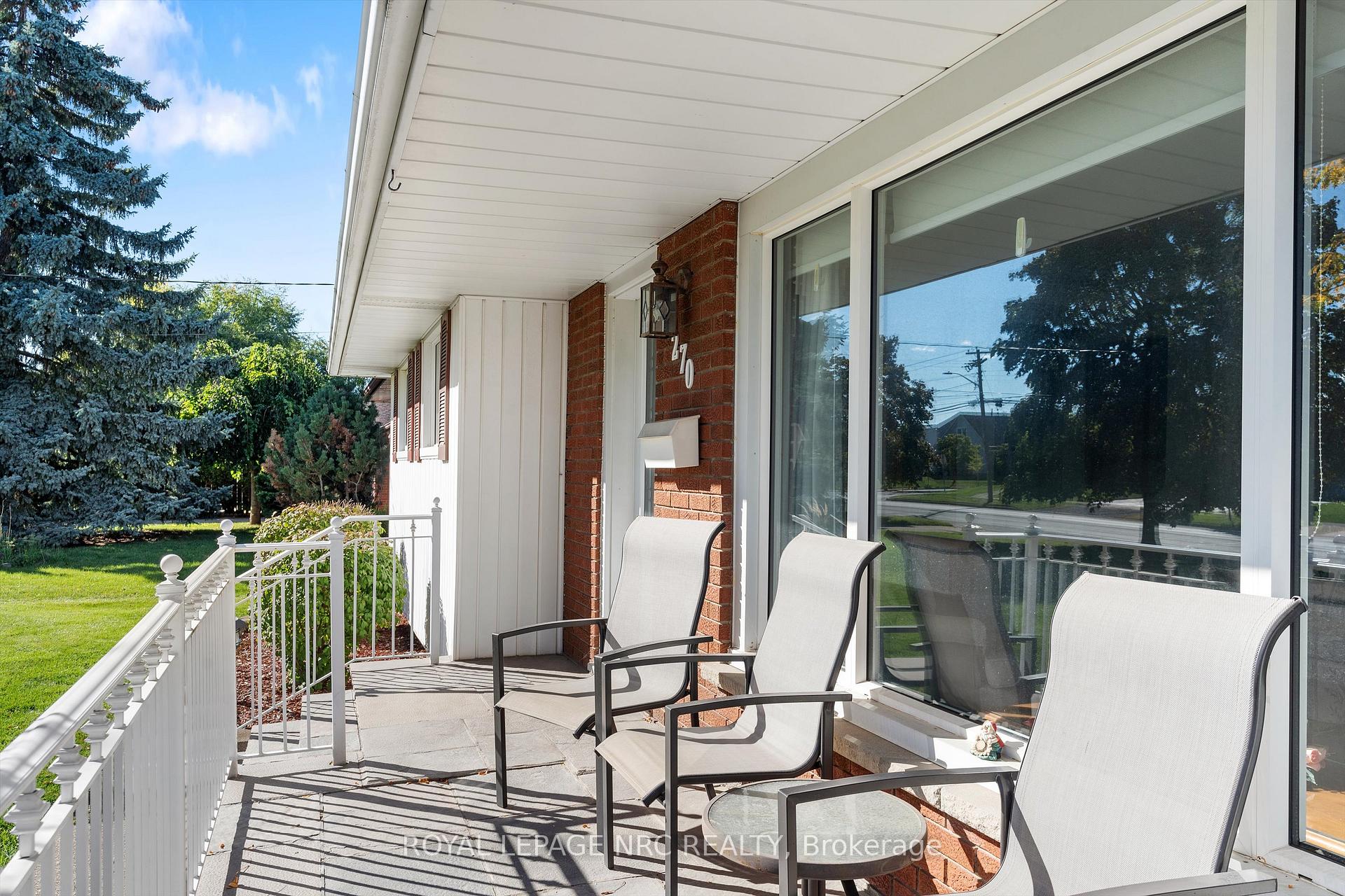 Photo 4 of 270 St. Paul Street W, St. Catharines, Ridley — HOMEH