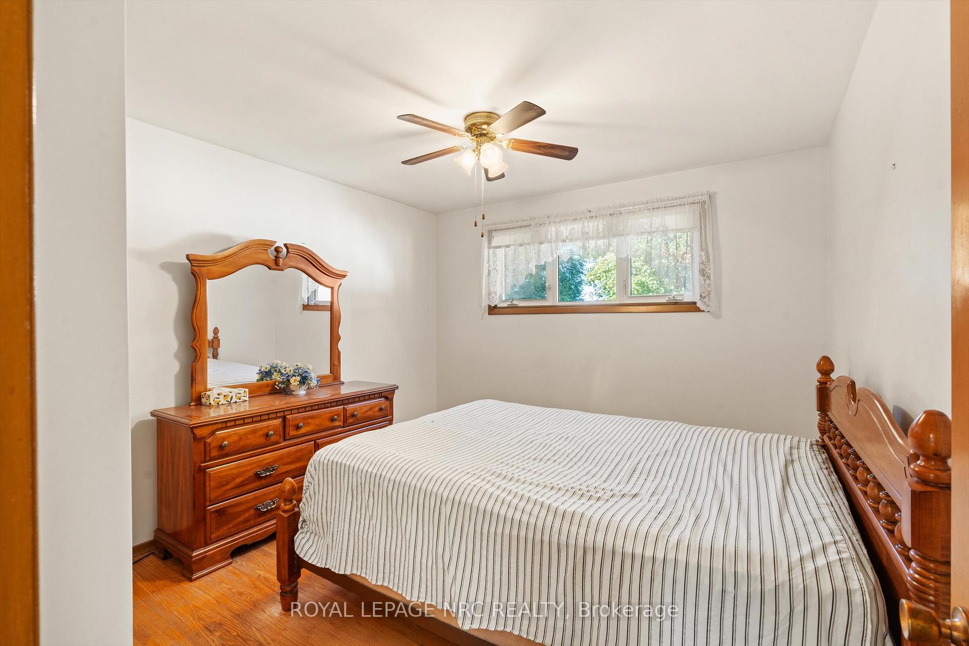 Photo 13 of 270 St. Paul Street W, St. Catharines, Ridley — HOMEH