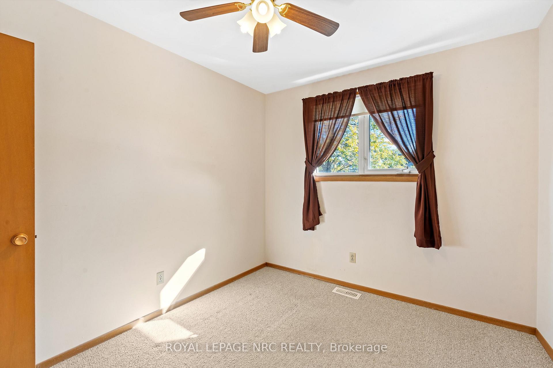 Photo 17 of 270 St. Paul Street W, St. Catharines, Ridley — HOMEH