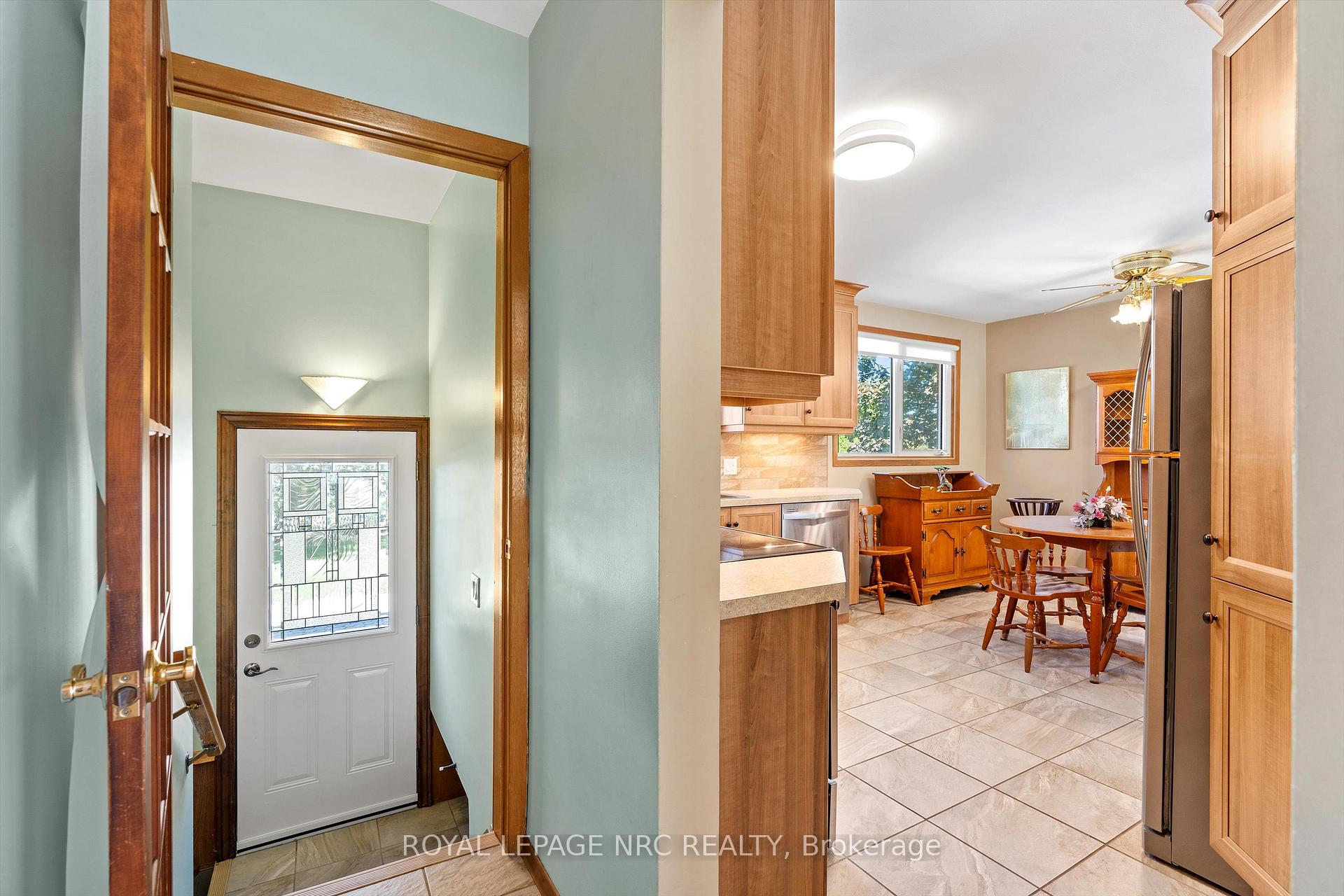Photo 20 of 270 St. Paul Street W, St. Catharines, Ridley — HOMEH