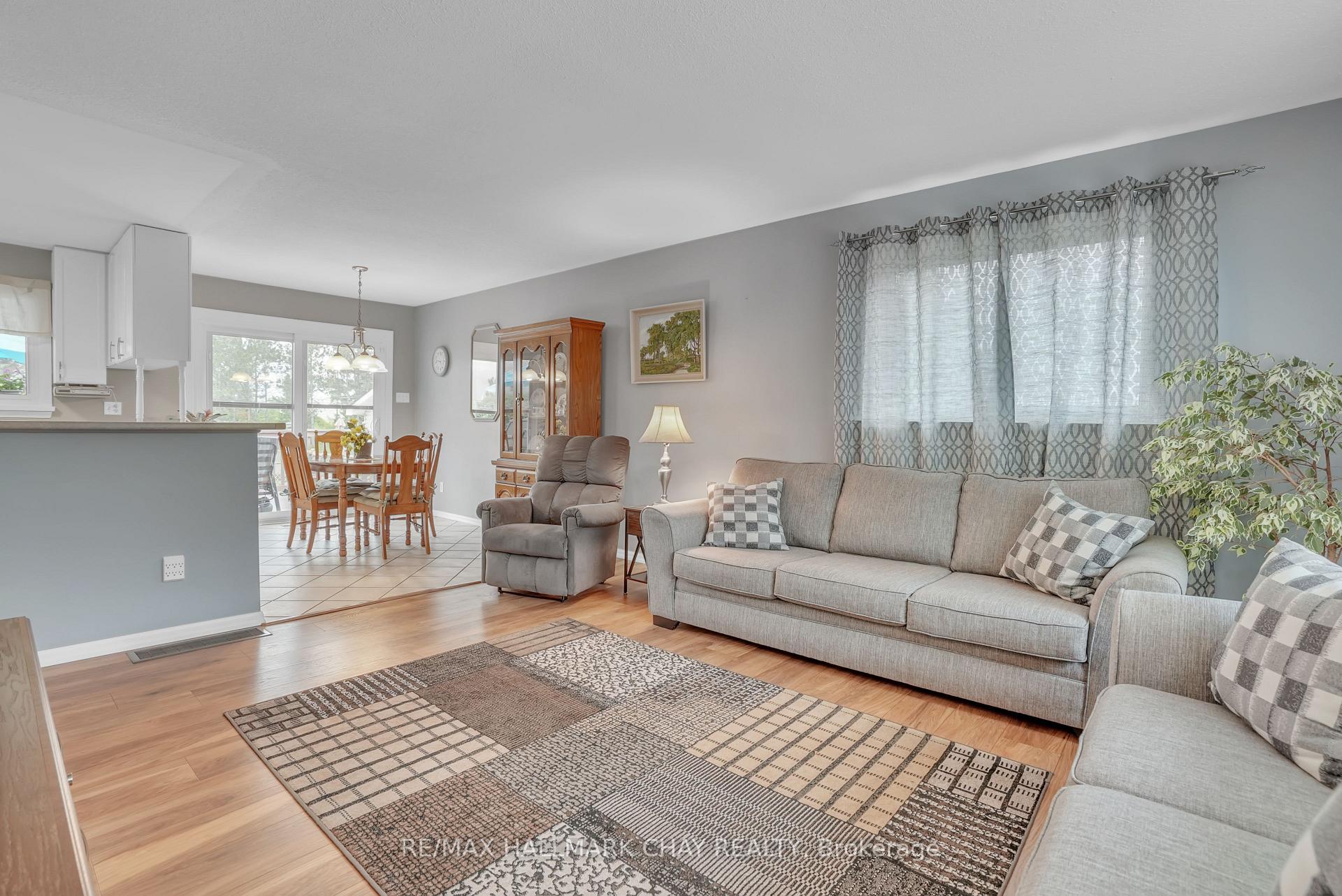 Photo 9 of 1243 Flos Eight Road E, Springwater, Rural Springwater — HOMEH