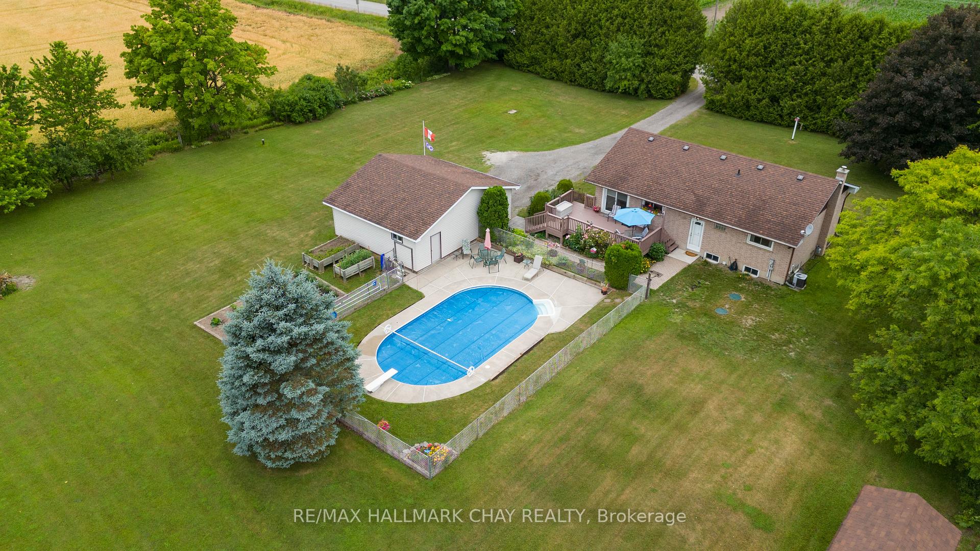 Photo 32 of 1243 Flos Eight Road E, Springwater, Rural Springwater — HOMEH