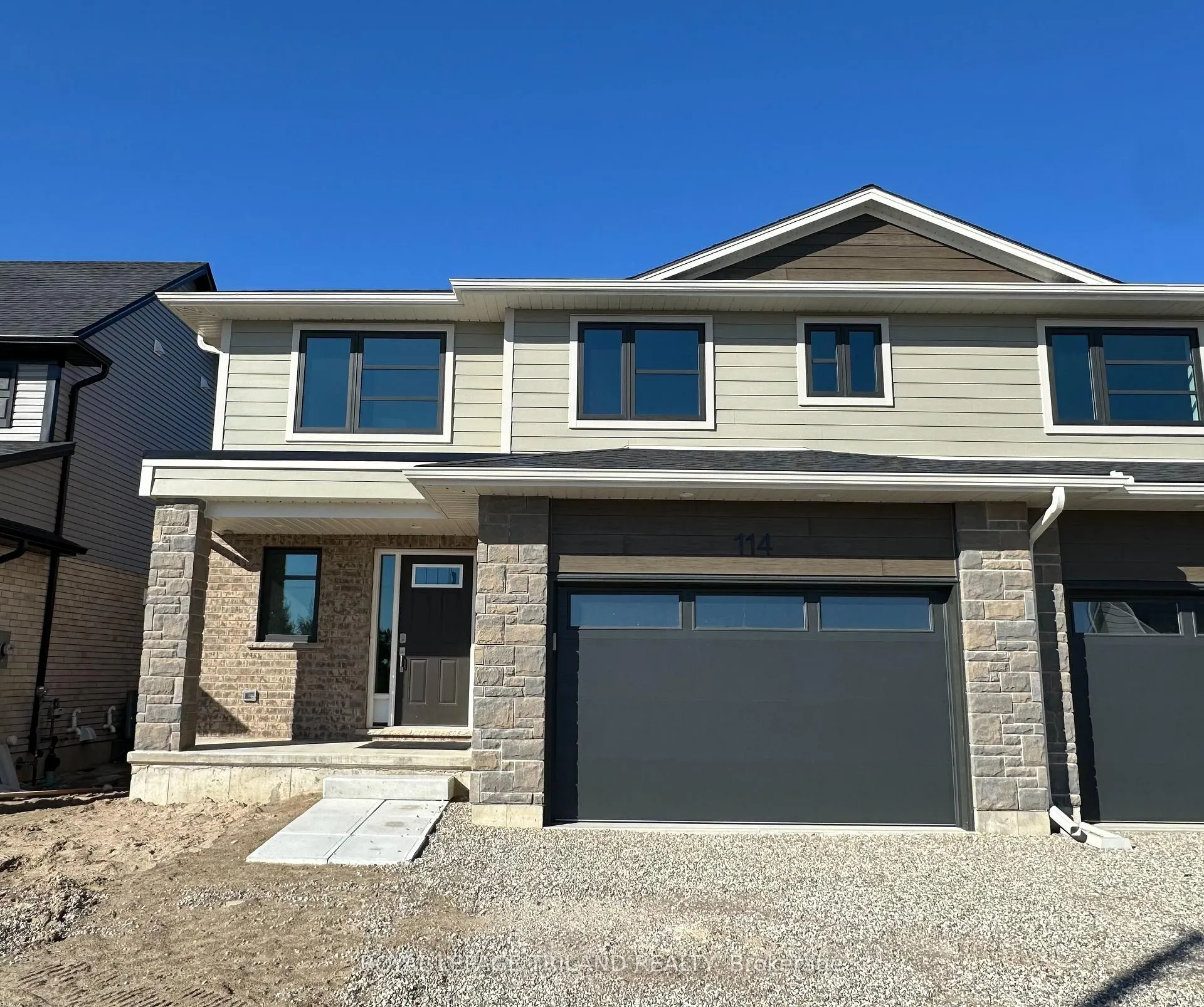 Photo 3 of 114 Styles Drive, St. Thomas — HOMEH