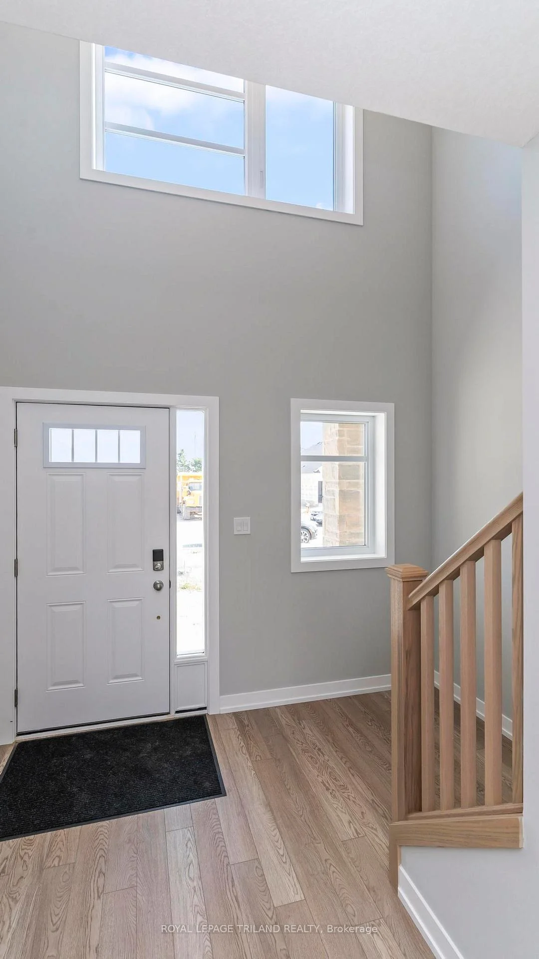 Photo 4 of 114 Styles Drive, St. Thomas — HOMEH