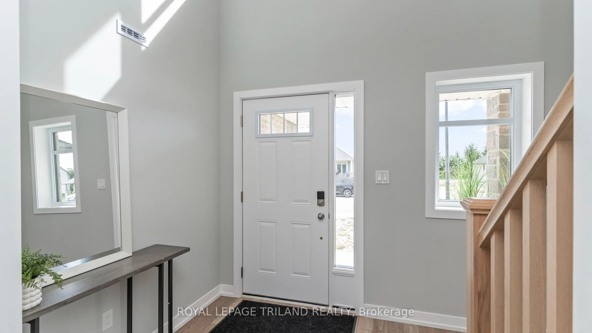 Photo 8 of 114 Styles Drive, St. Thomas — HOMEH