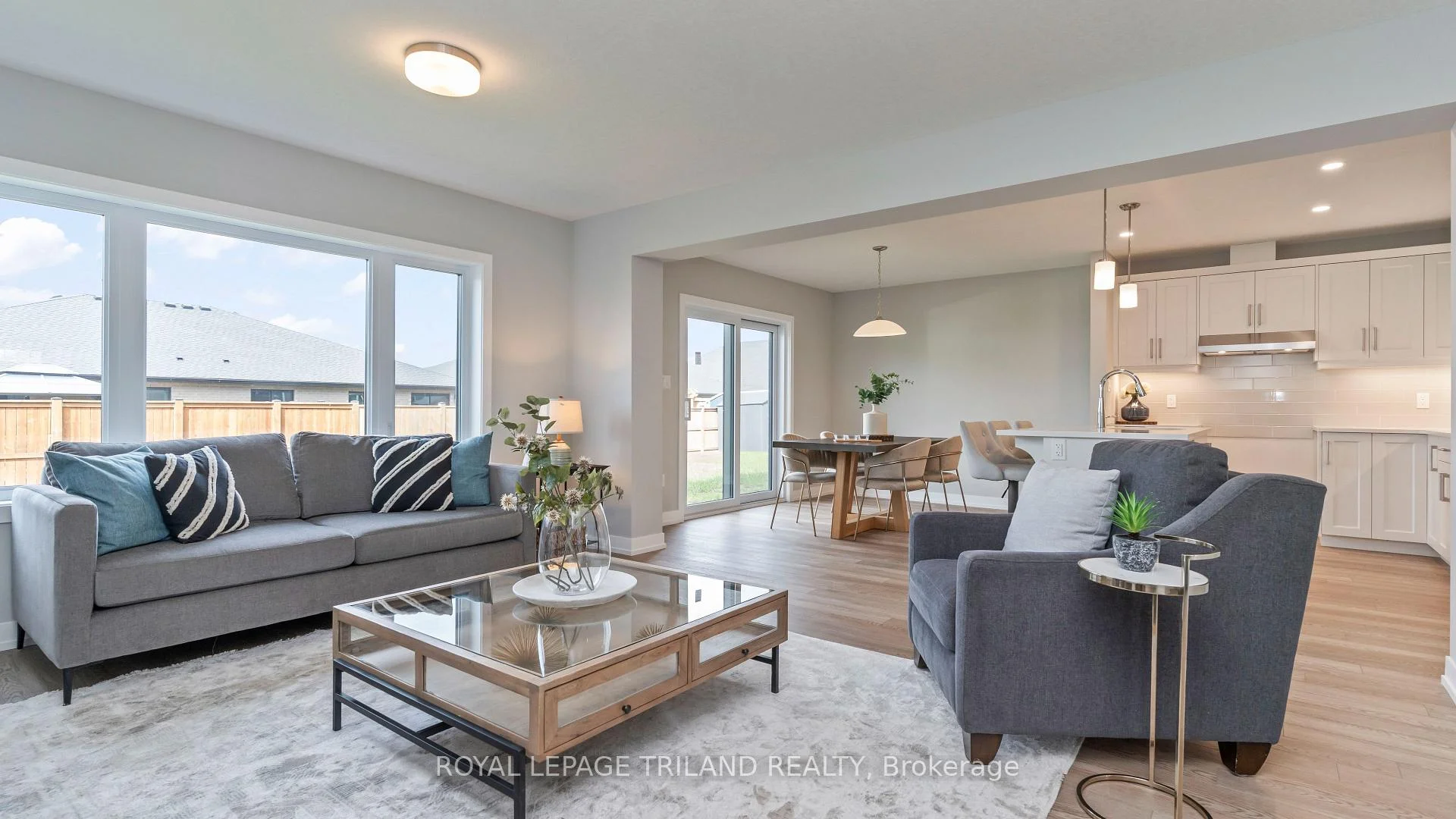 Photo 12 of 114 Styles Drive, St. Thomas — HOMEH