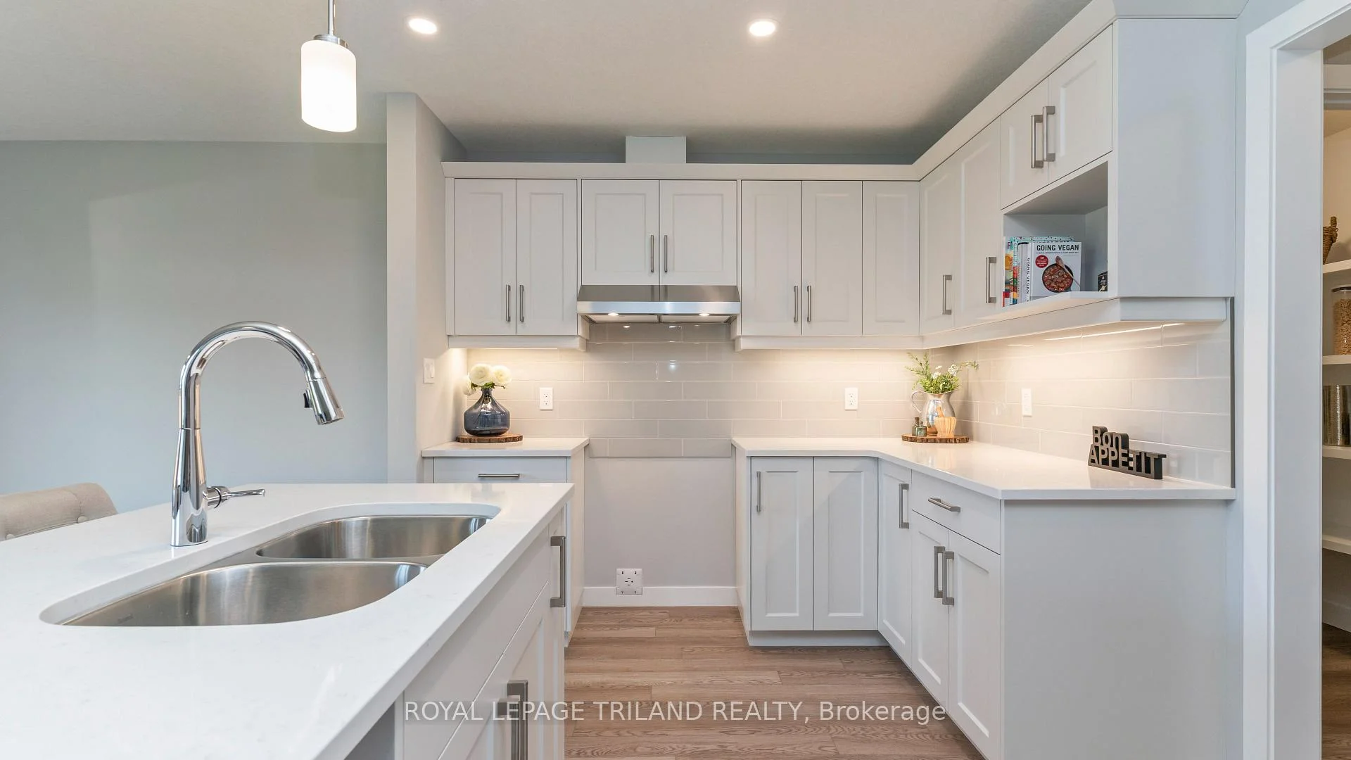 Photo 28 of 114 Styles Drive, St. Thomas — HOMEH