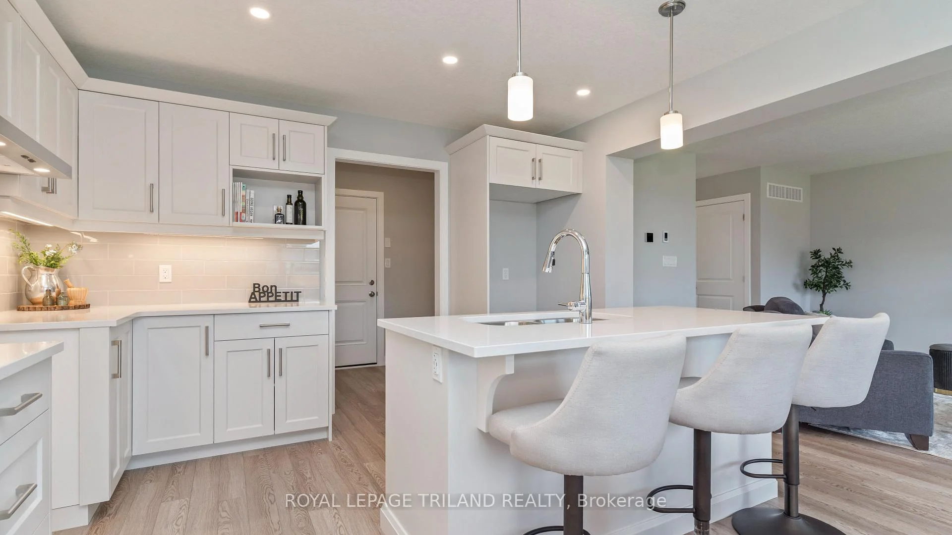 Photo 31 of 114 Styles Drive, St. Thomas — HOMEH