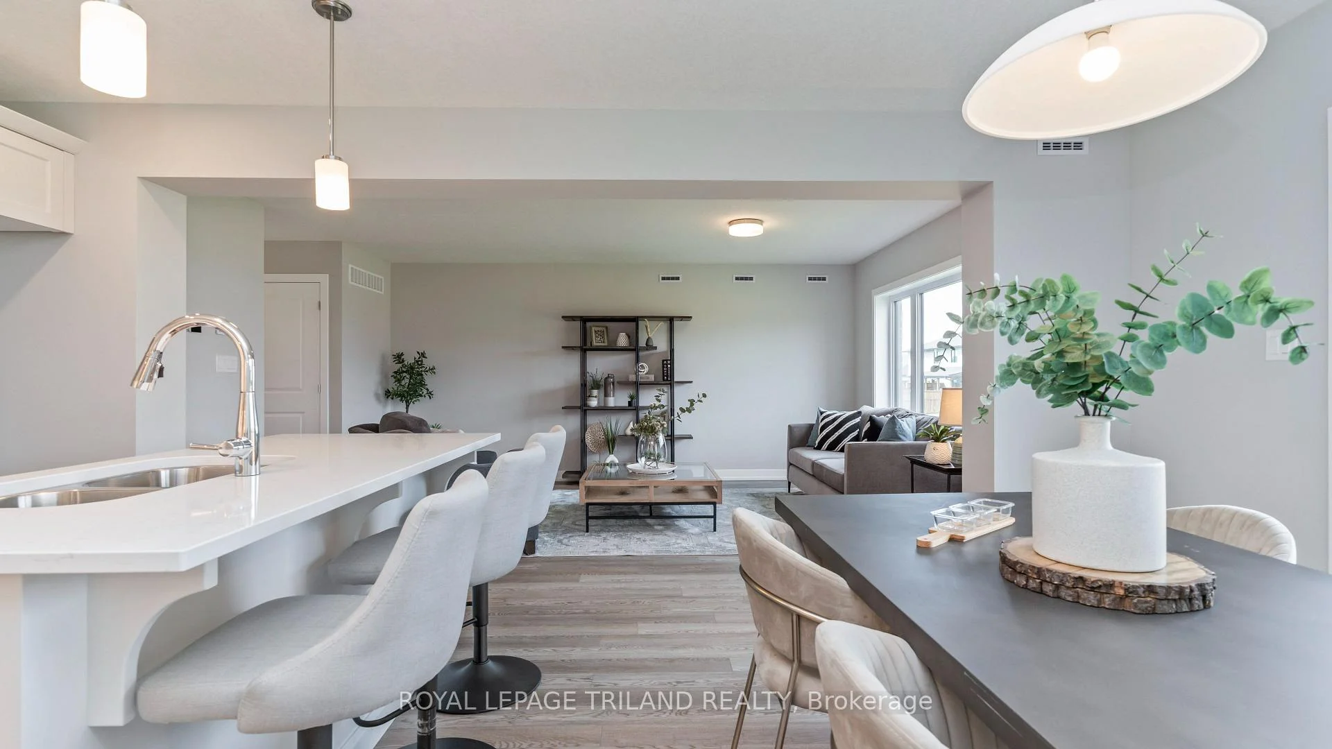 Photo 32 of 114 Styles Drive, St. Thomas — HOMEH