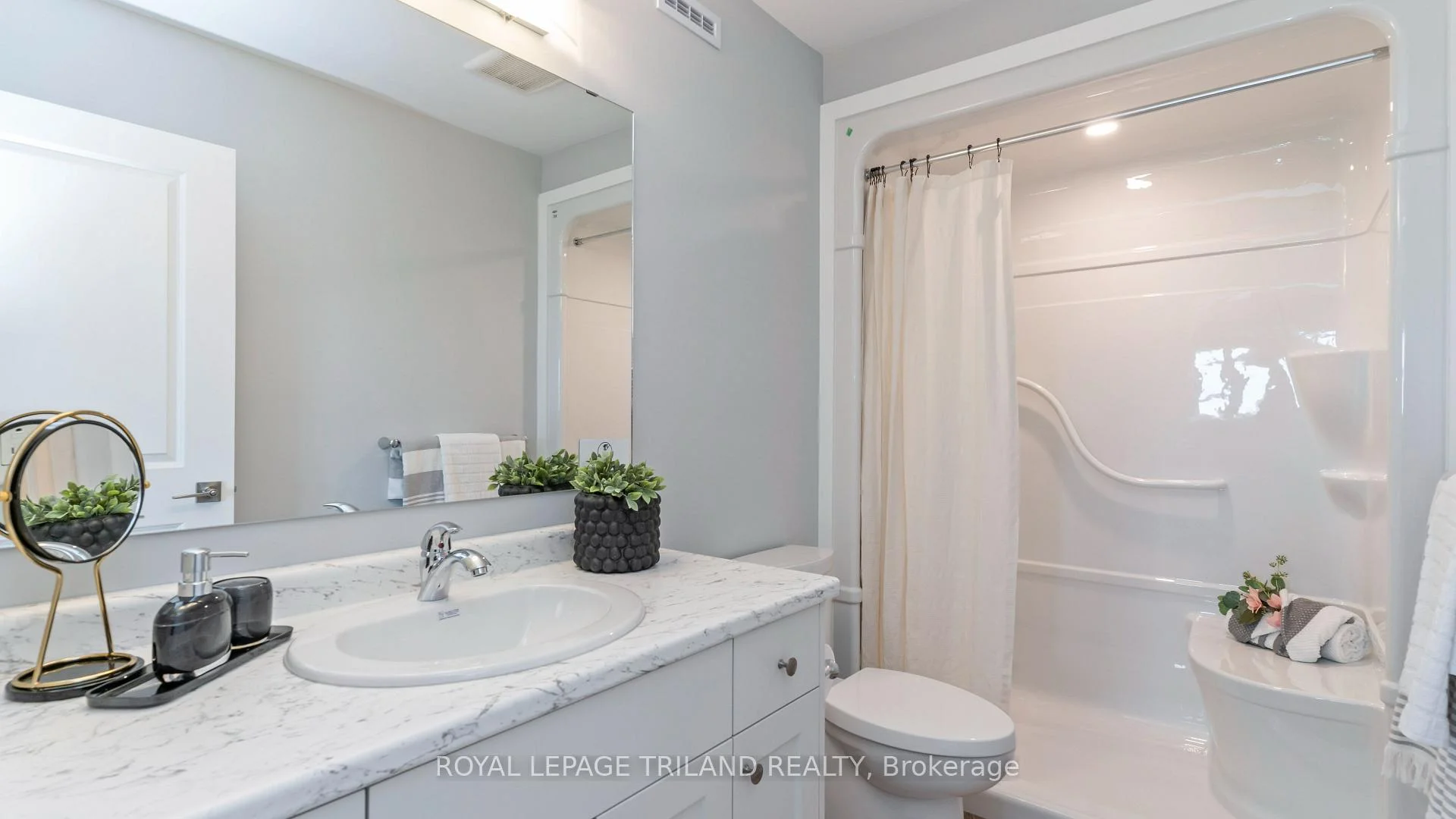 Photo 36 of 114 Styles Drive, St. Thomas — HOMEH