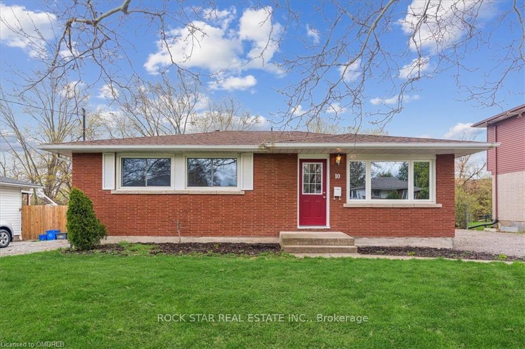 Front of Unit Lower, 10 Westdale Drive