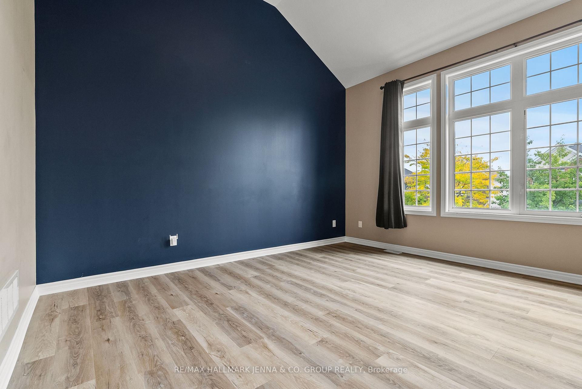 Photo 17 of 326 Gallantry Way, Ottawa, Stittsville (North) — HOMEH