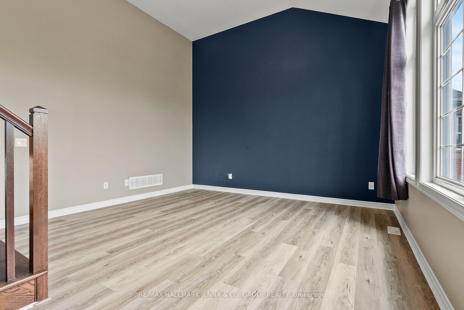 Photo 19 of 326 Gallantry Way, Ottawa, Stittsville (North) — HOMEH