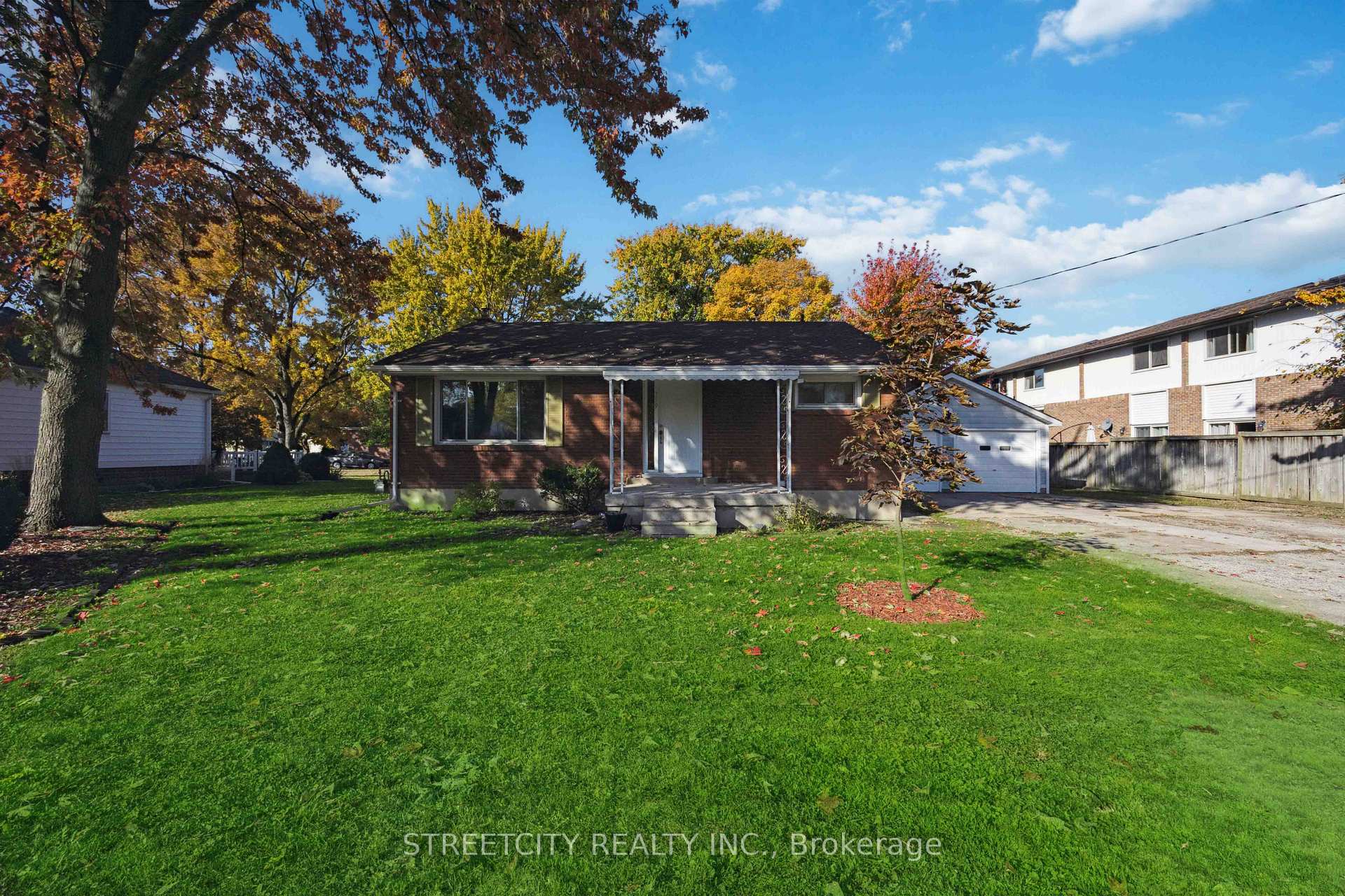 Photo 2 of 359 Murray Street, St. Clair — HOMEH