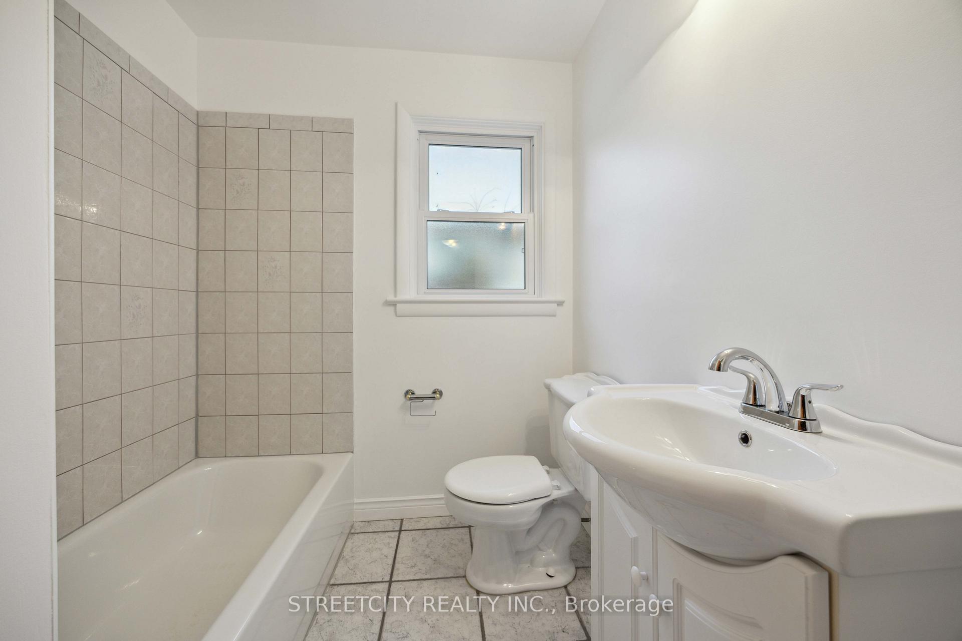 Photo 6 of 359 Murray Street, St. Clair — HOMEH