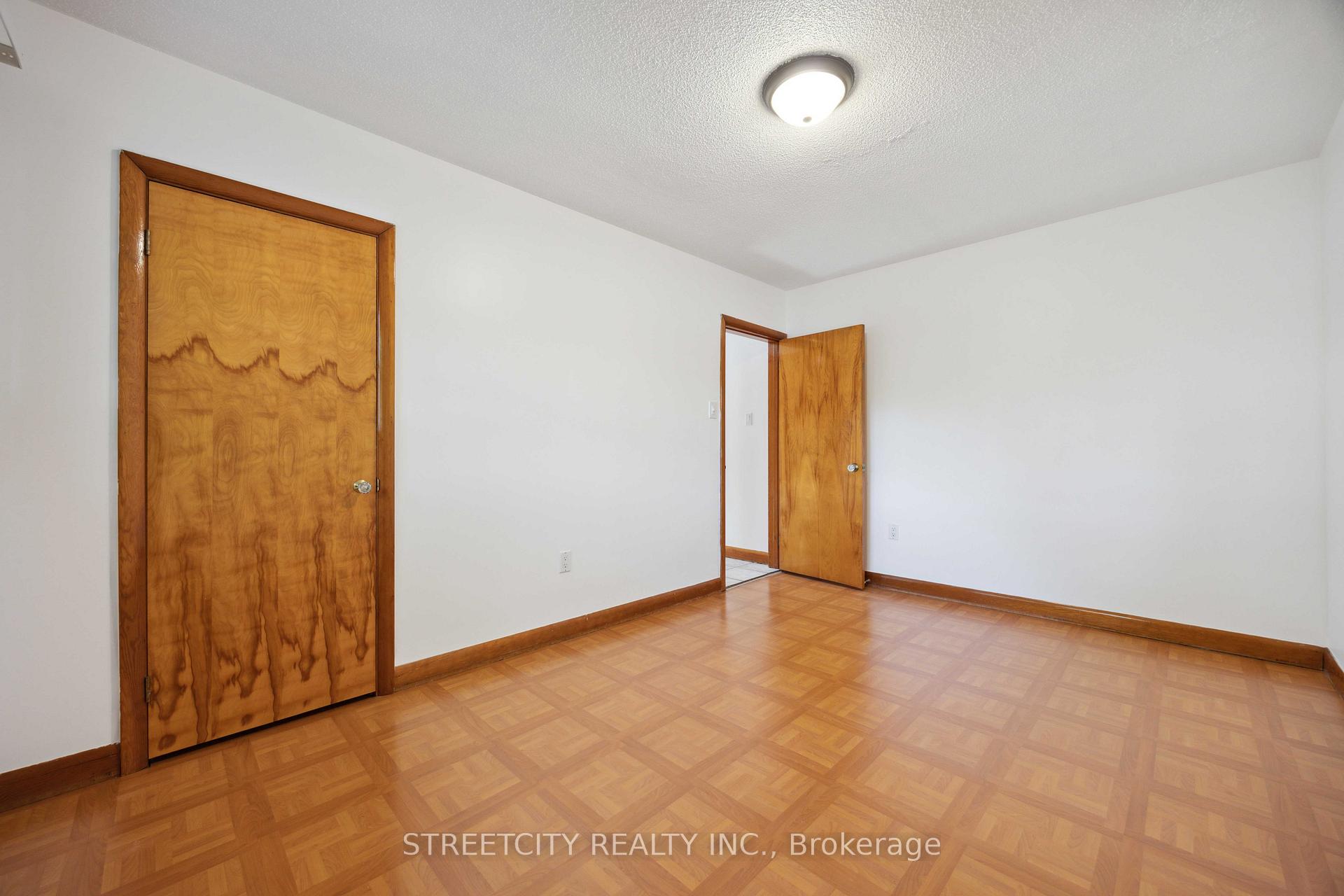 Photo 16 of 359 Murray Street, St. Clair — HOMEH