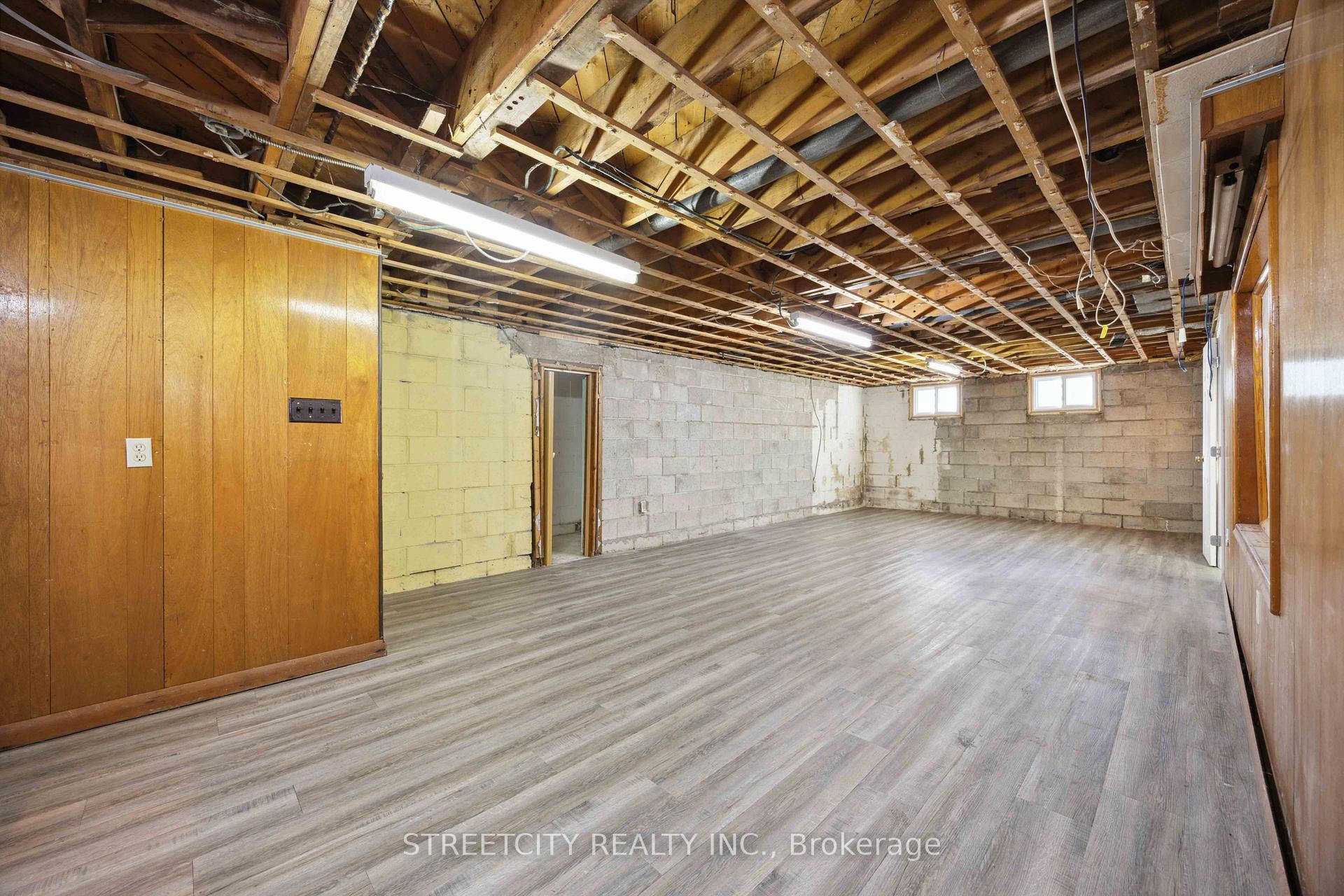 Photo 17 of 359 Murray Street, St. Clair — HOMEH