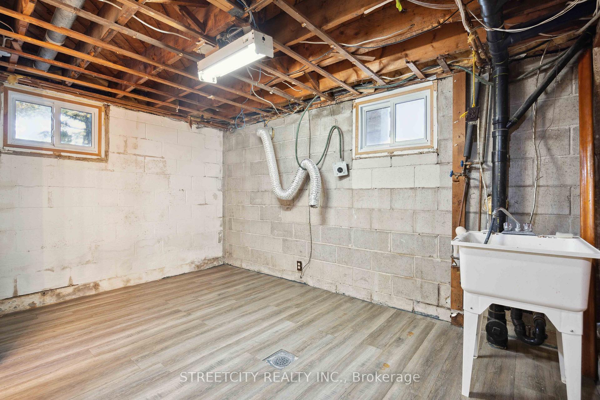 Photo 21 of 359 Murray Street, St. Clair — HOMEH