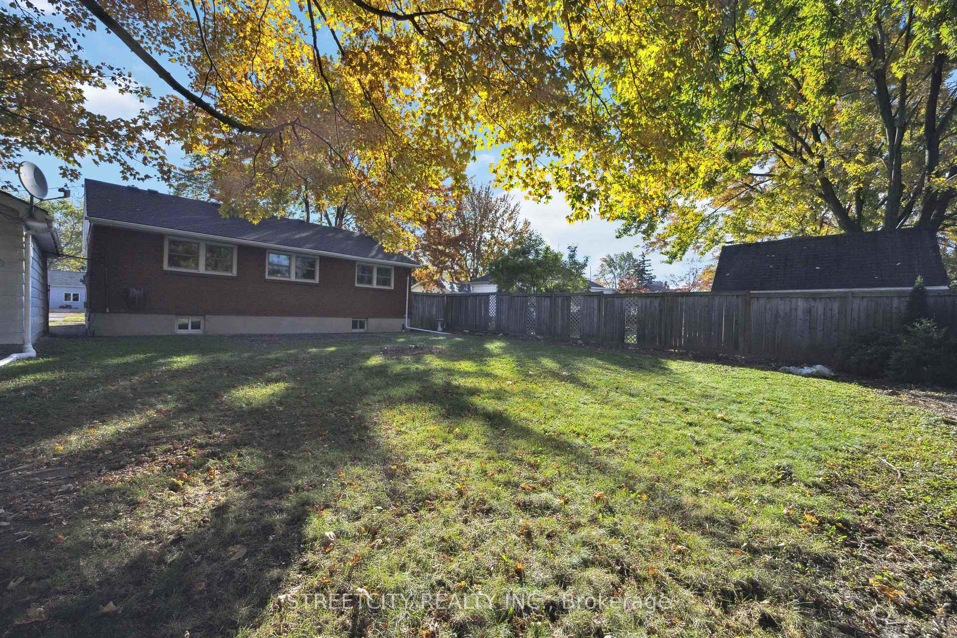 Photo 27 of 359 Murray Street, St. Clair — HOMEH