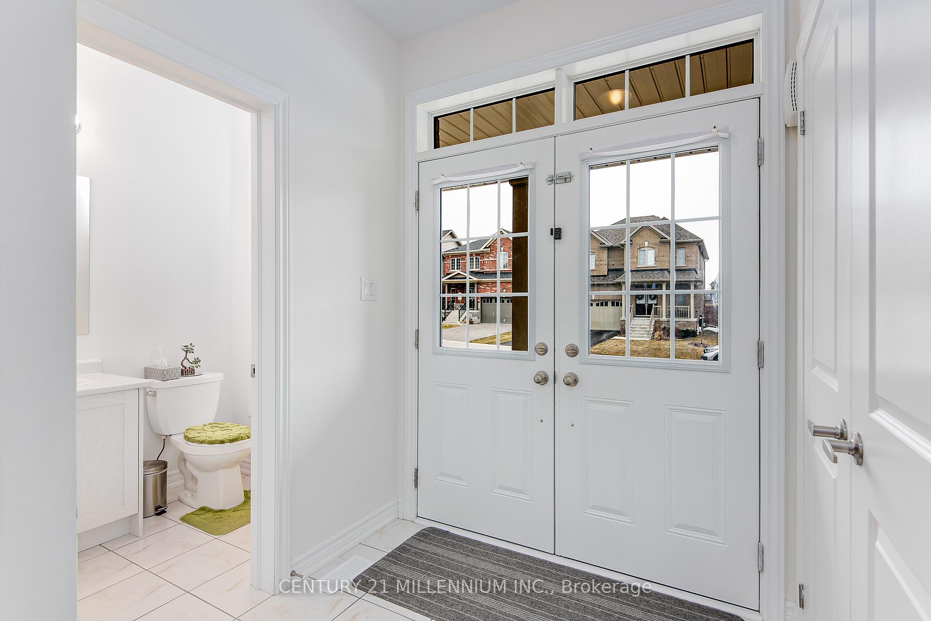 Photo 4 of 79 Rugman Crescent, Springwater, Centre Vespra — HOMEH