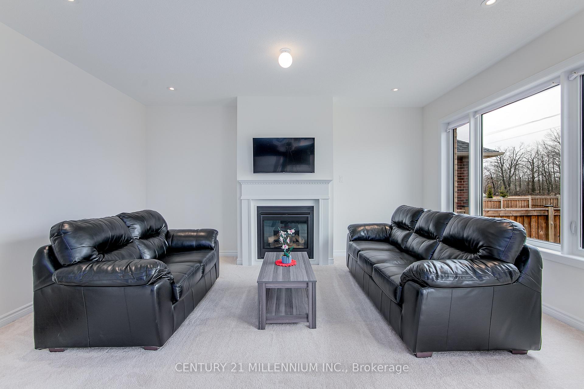 Photo 19 of 79 Rugman Crescent, Springwater, Centre Vespra — HOMEH